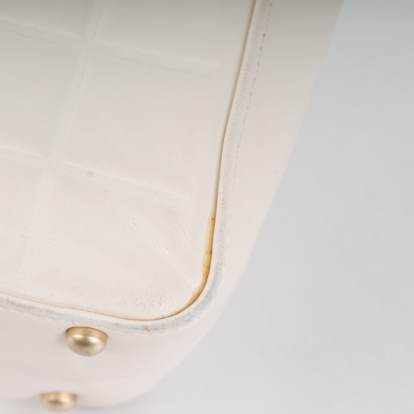 Lambskin Chocolate Bar Quilted Small Shoulder Bag White