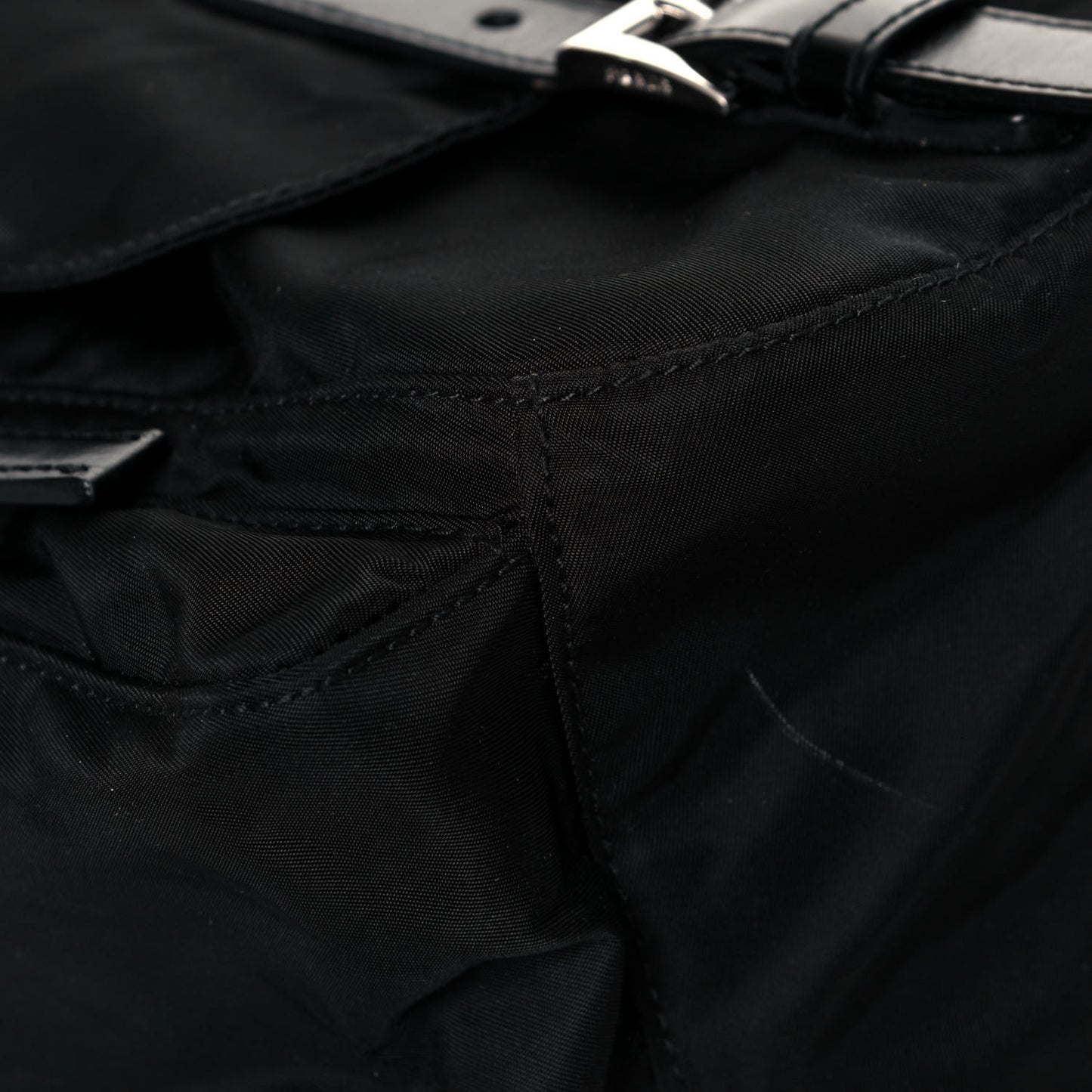 Tessuto Nylon Vela Messenger Bag Black