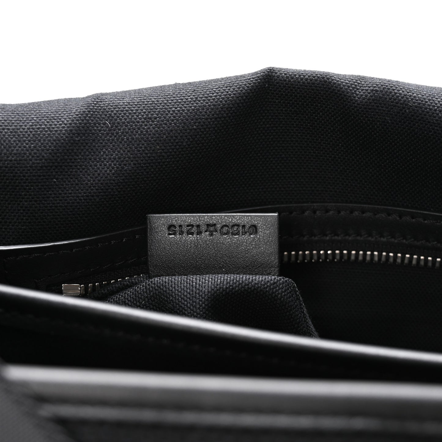 Canvas Embroidered Medium Jett Messenger Black White