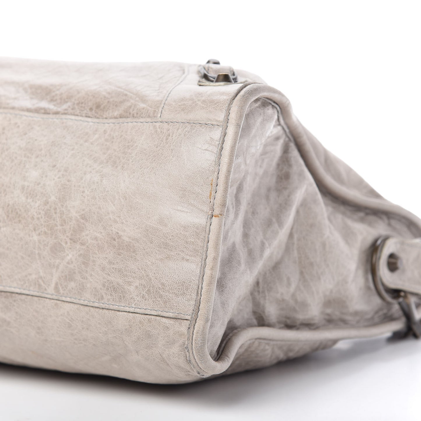 Chevre Classic Hardware City Greige