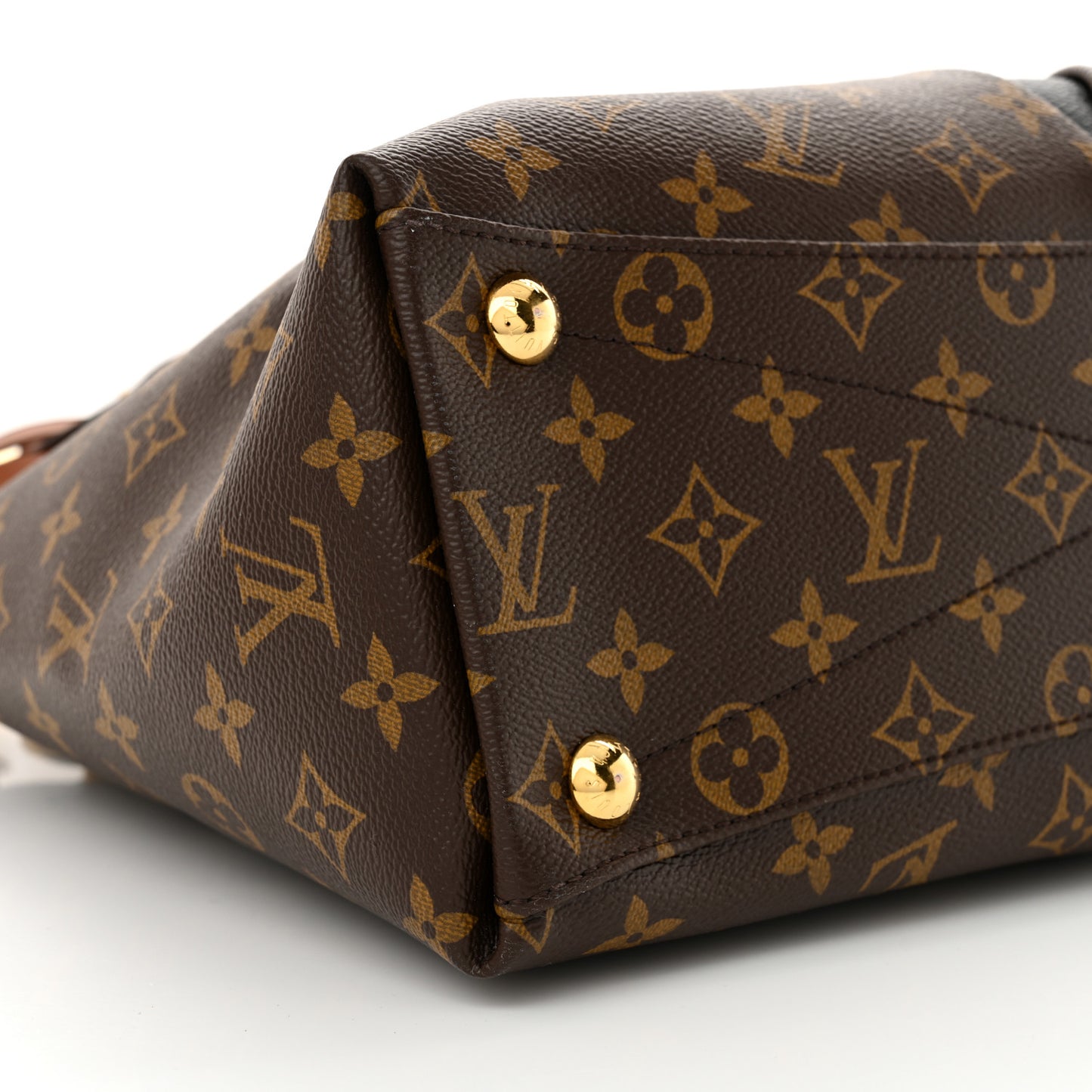 Monogram V Tote MM Black