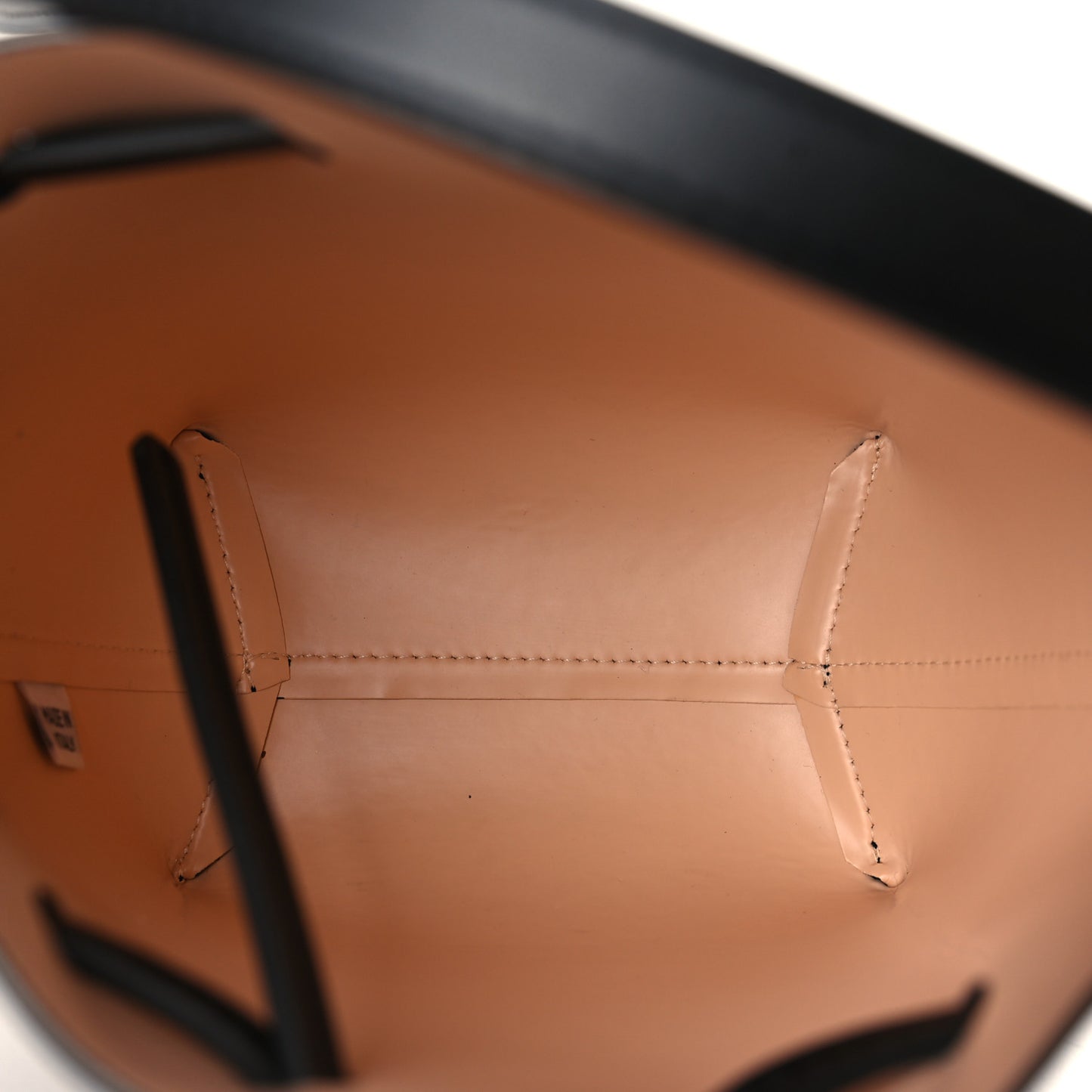 Vegetable Tanned Calfskin Mini Mini Bucket Bag Black Ballerina