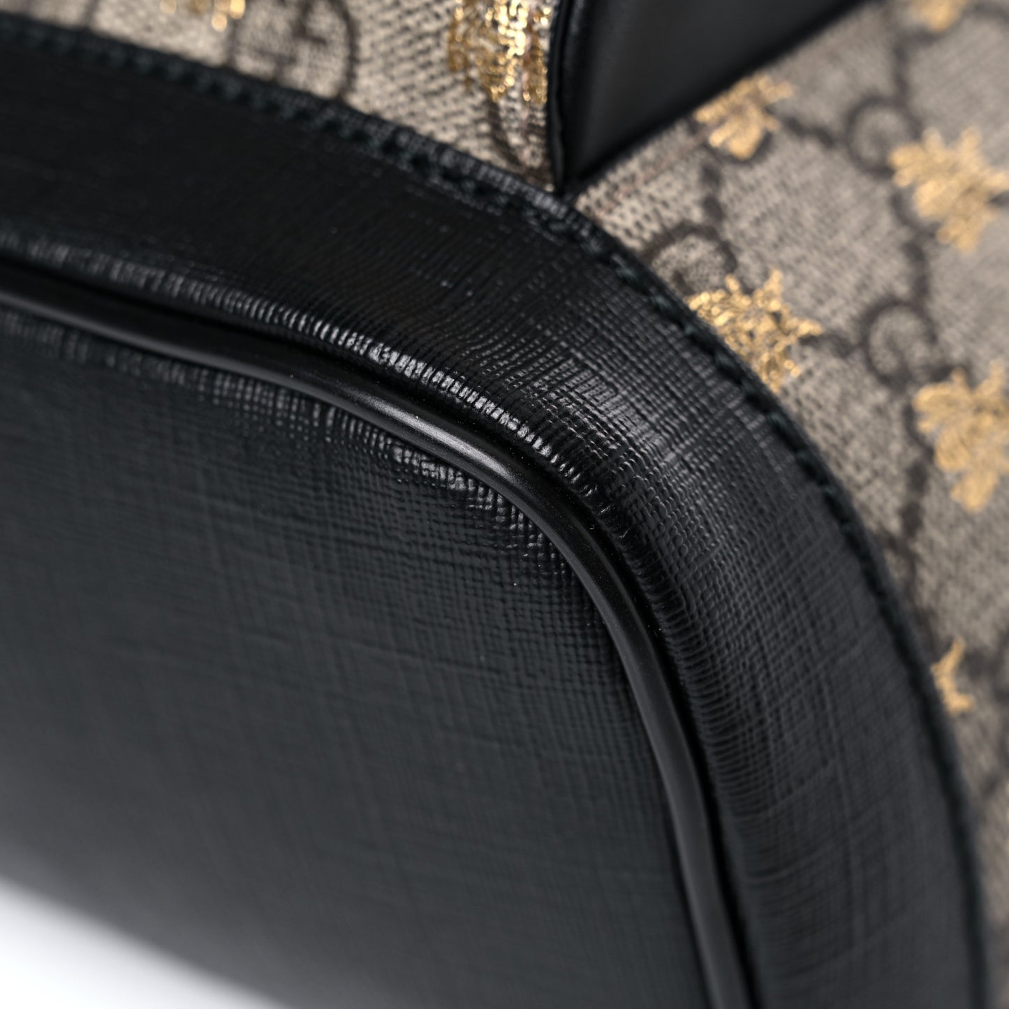 GG Supreme Monogram Bees Print Small Day Backpack Beige Oro Black
