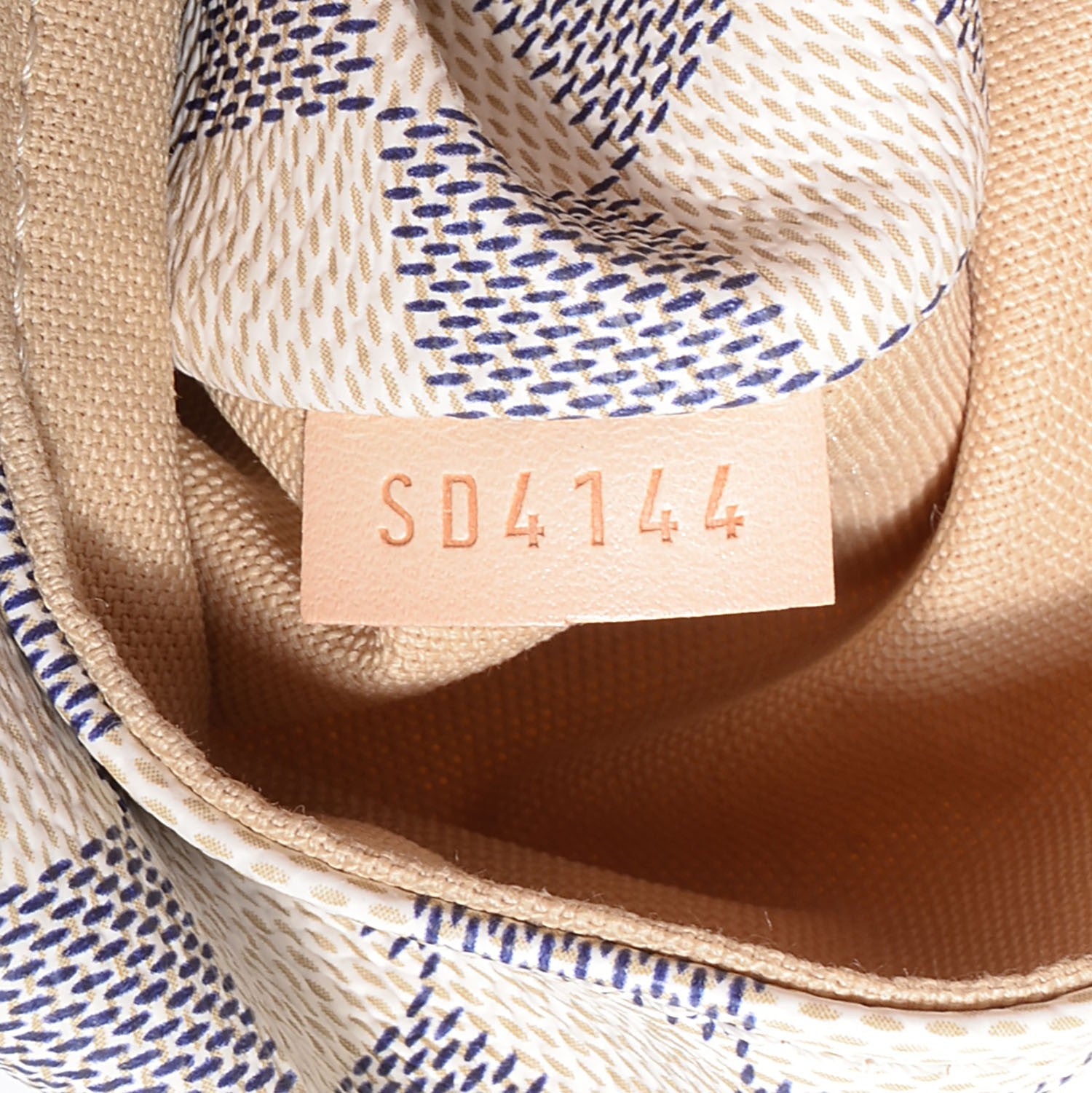 Louis Vuitton Damier Azur Totally PM 7 of 7