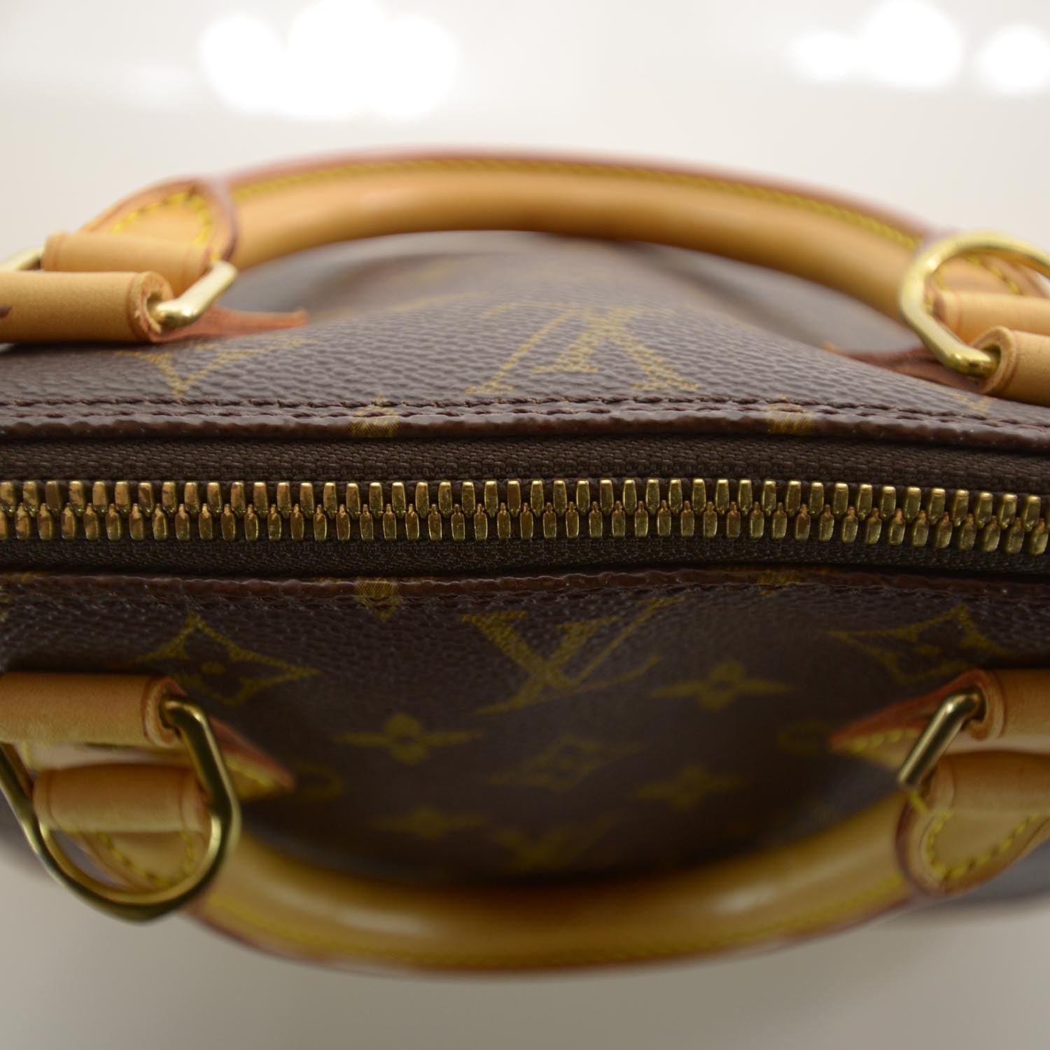 Louis Vuitton Monogram Alma 7 of 9