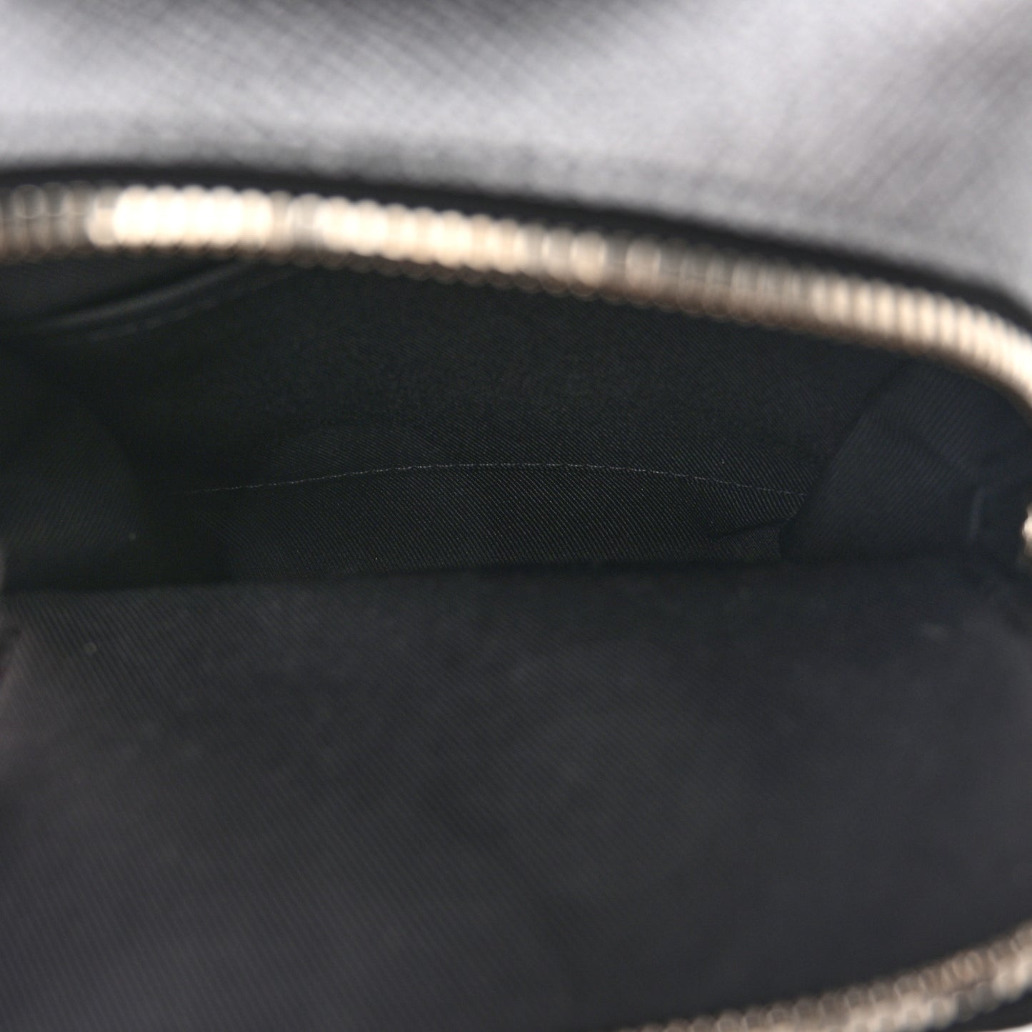 Taigarama Outdoor Slingbag Gunmetal Silver