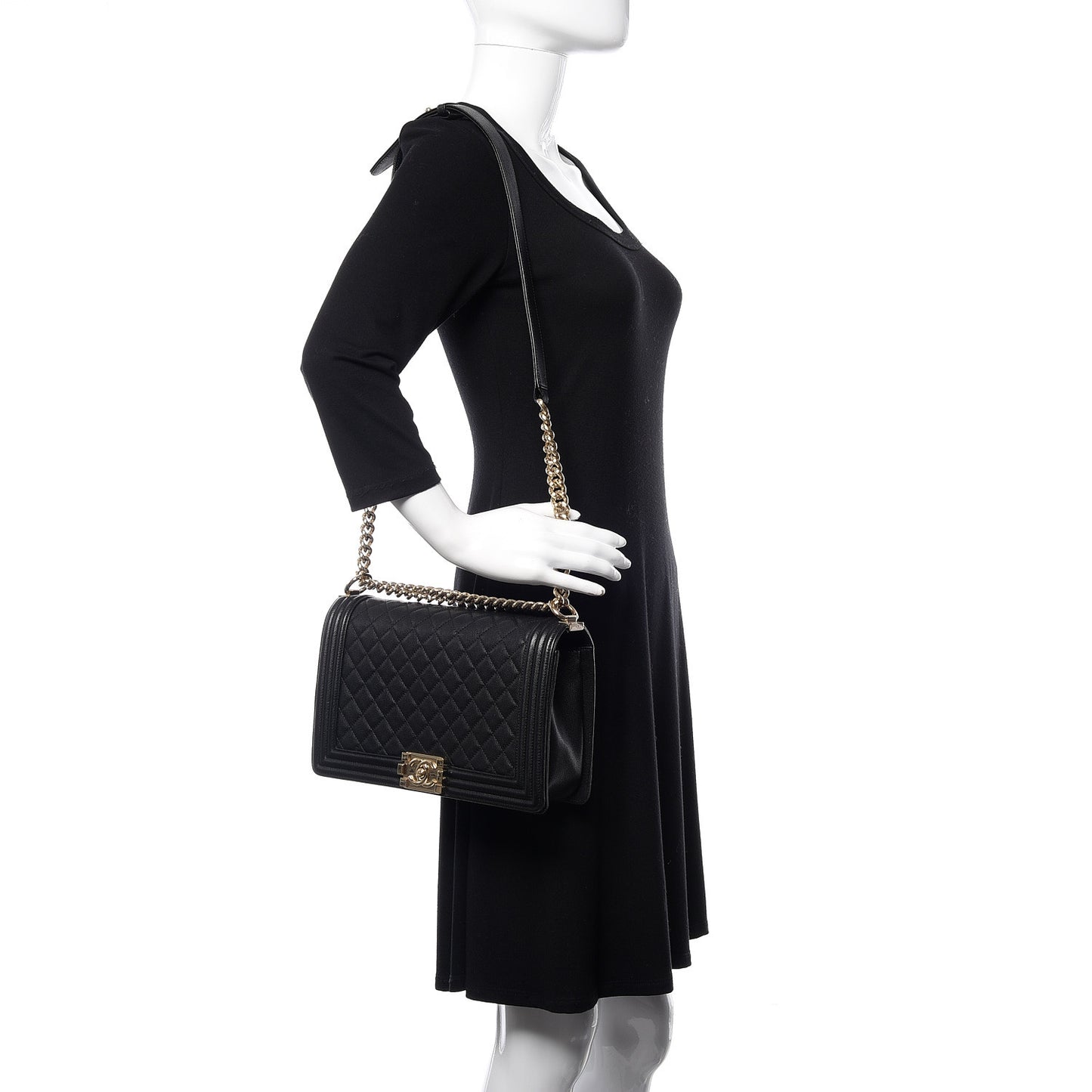 Caviar Quilted New Medium Boy Flap Black