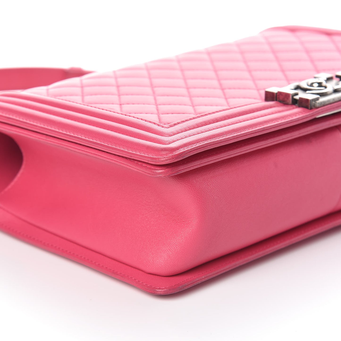 Lambskin Quilted New Medium Boy Flap Pink