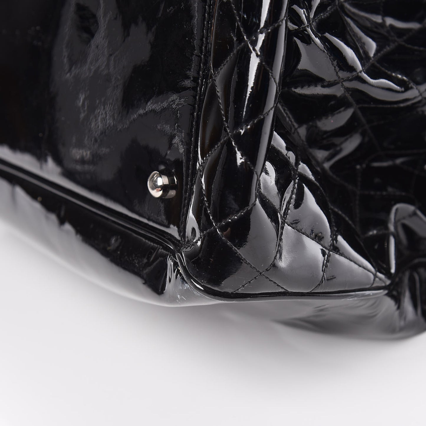 Vinyl XL Lipstick Tote Black