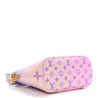 Louis Vuitton Monogram Giant Spring In The City Marshmallow Hobo PM Sunrise Pastel 4 of 9