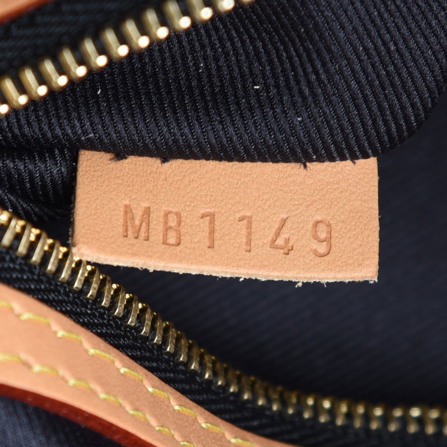 Reverse Monogram Giant Keepall Bandouliere 50