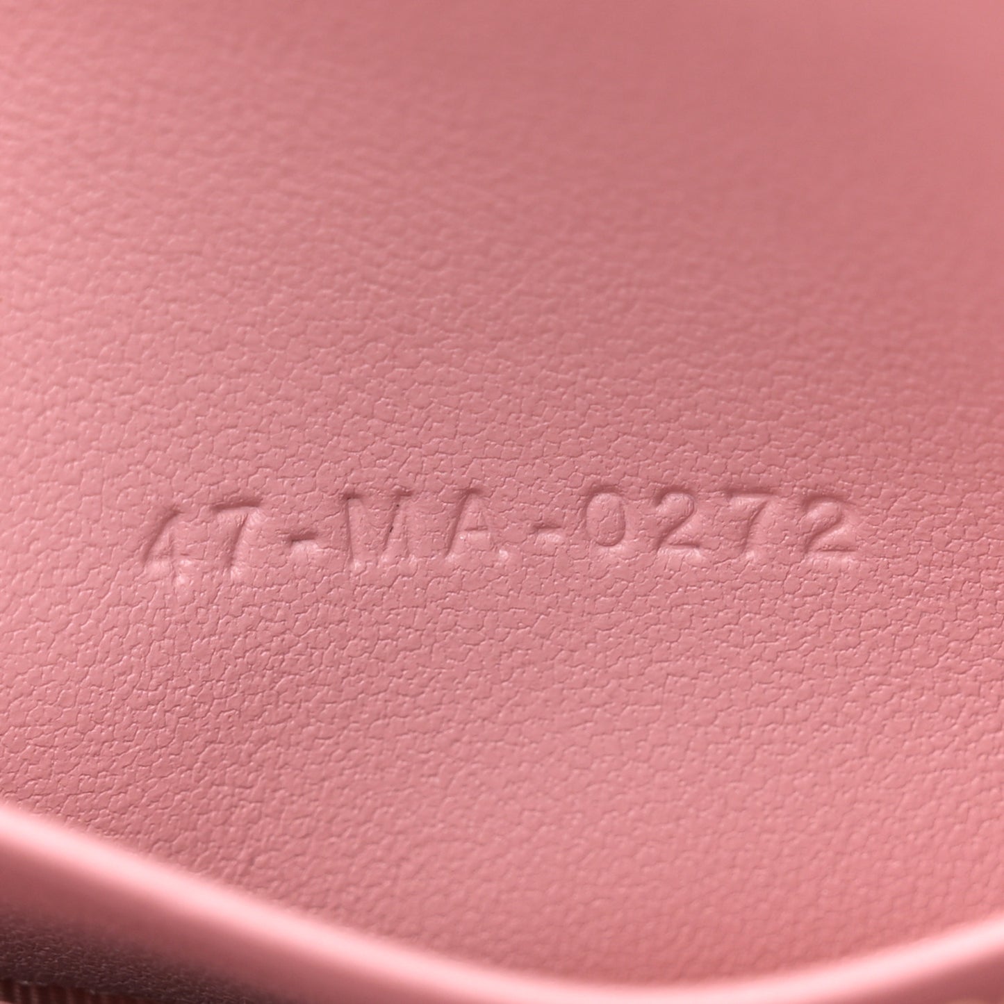 Calfskin Cannage Caro Zipped Pouch With Chain Fard