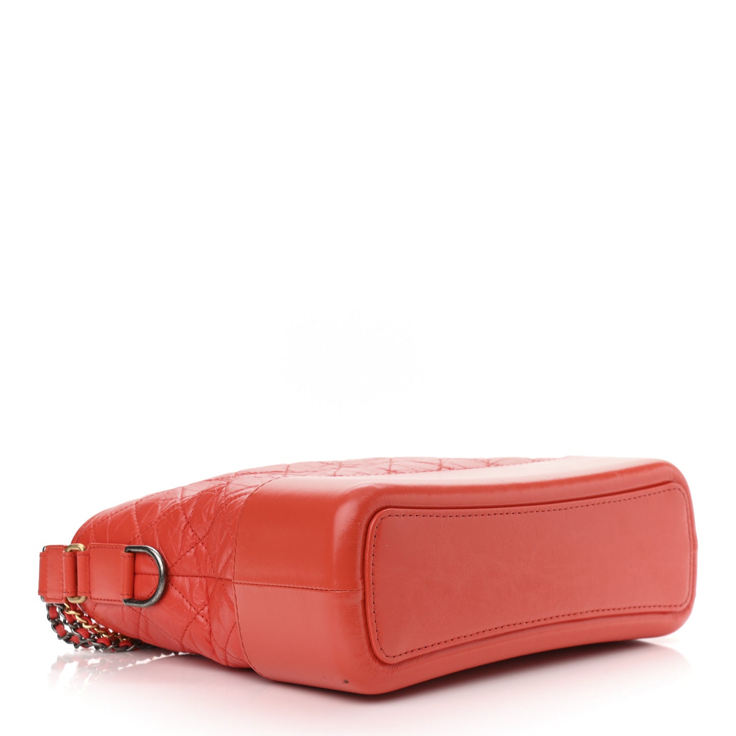 Aged Calfskin Quilted Medium Gabrielle Hobo Red