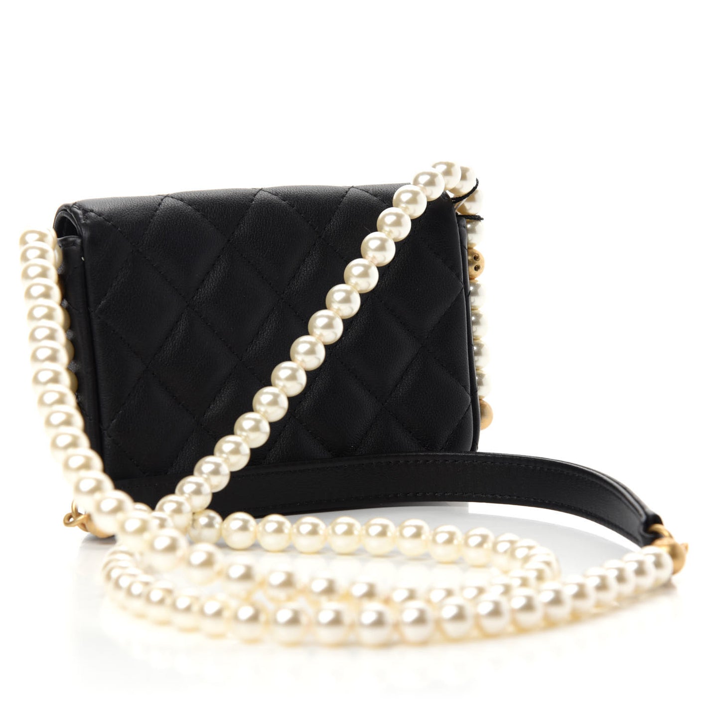 Calfskin Quilted About Pearls Card Holder Flap With Chain Black