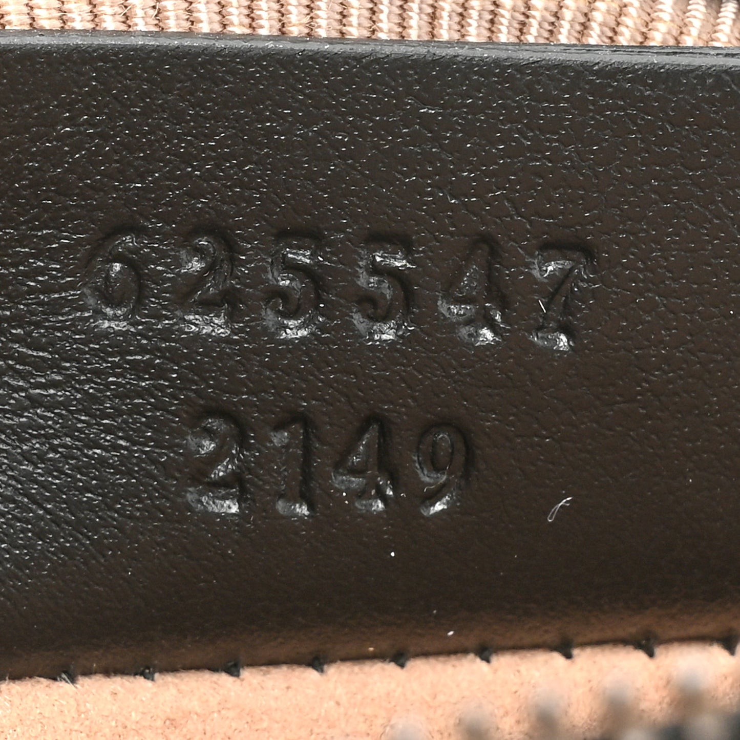 Calfskin Matelasse GG Marmont Round Mini Bag Black
