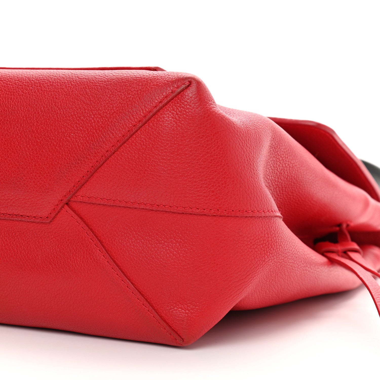 Louis Vuitton Calfskin Lockme MM Rouge 10 of 15