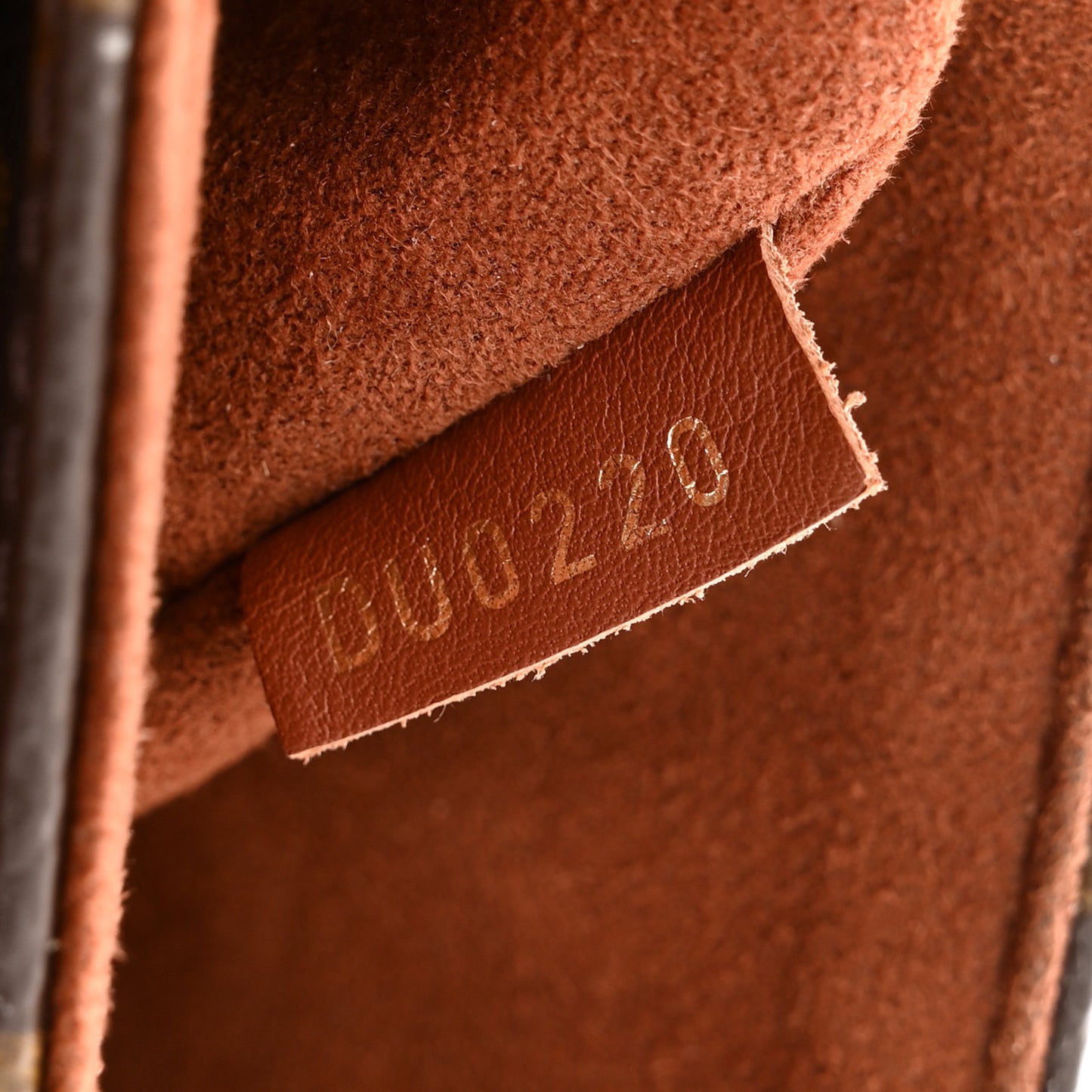 Monogram Locky BB Caramel