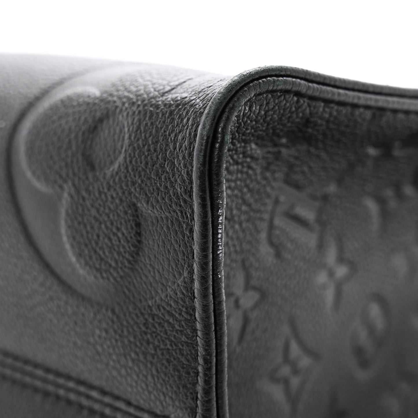 Empreinte Monogram Giant Onthego MM Black