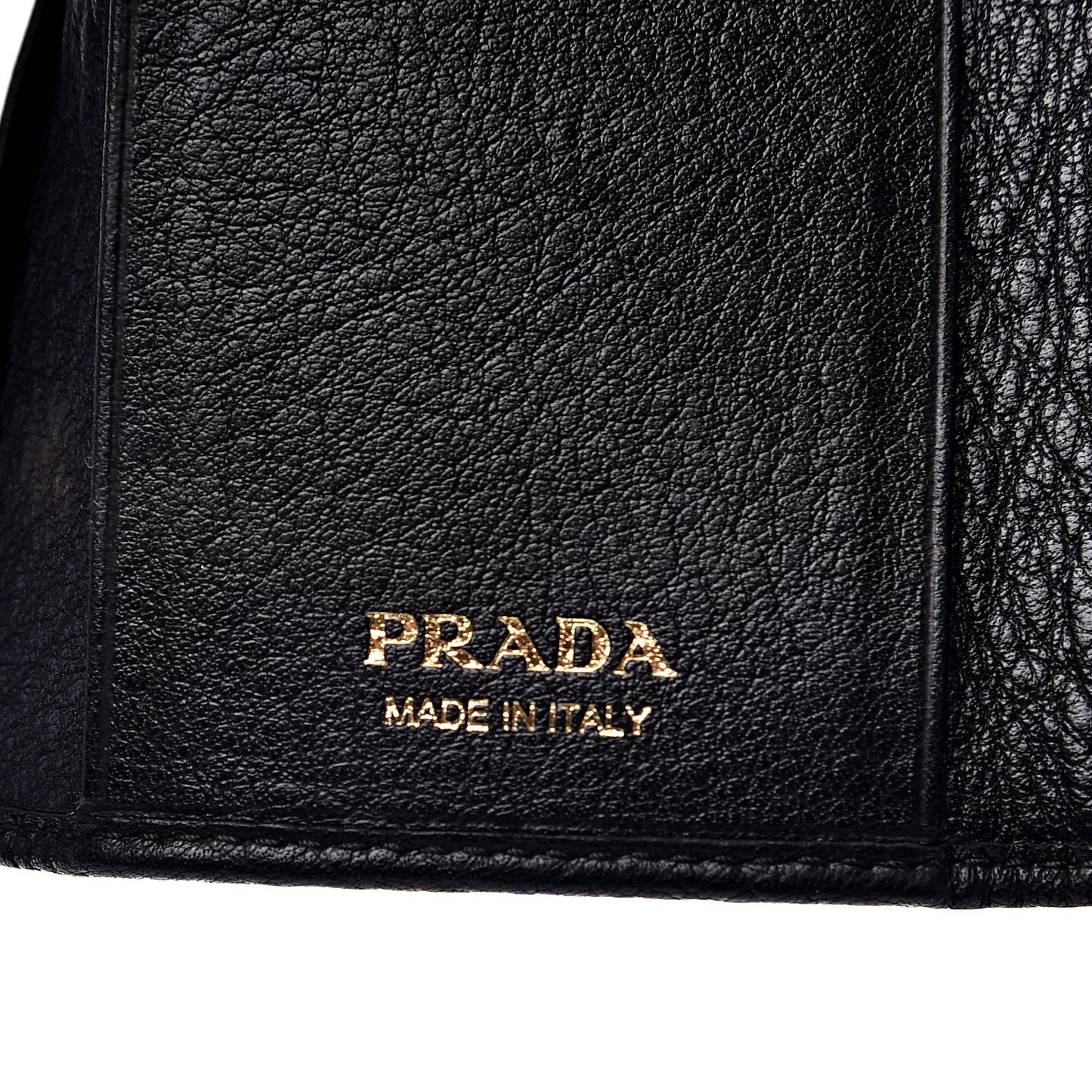 Vitello Grain 6 Key Holder Black