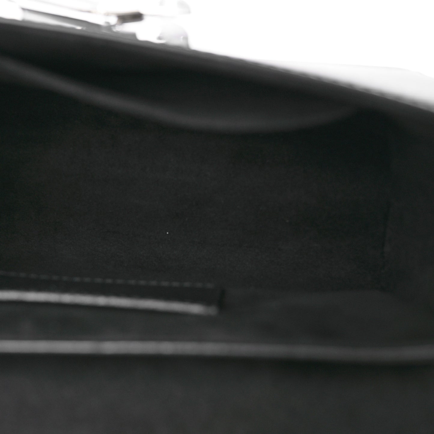 Epi Twist Shoulder Bag MM Black