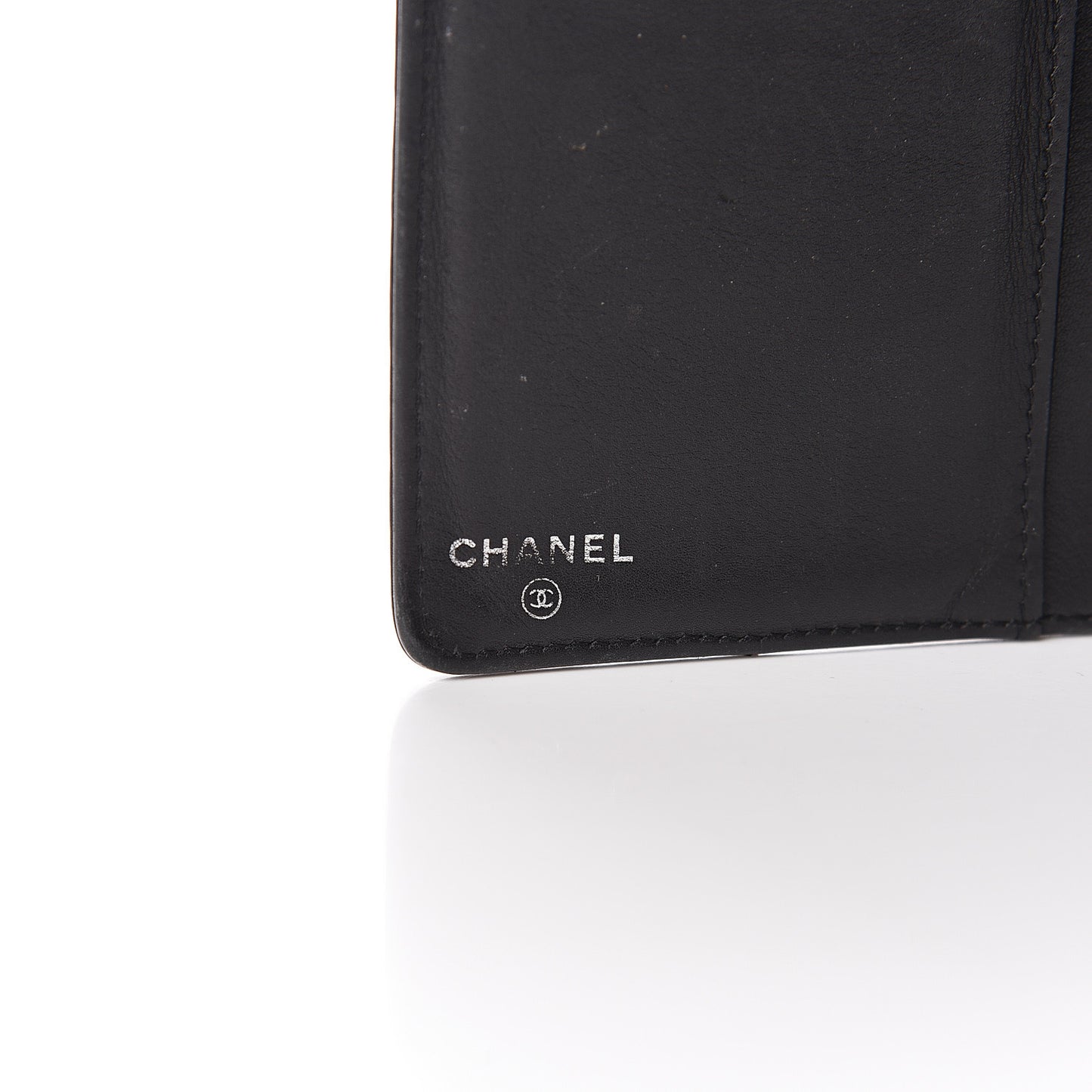 Lambskin Embossed Logo Yen Wallet Black