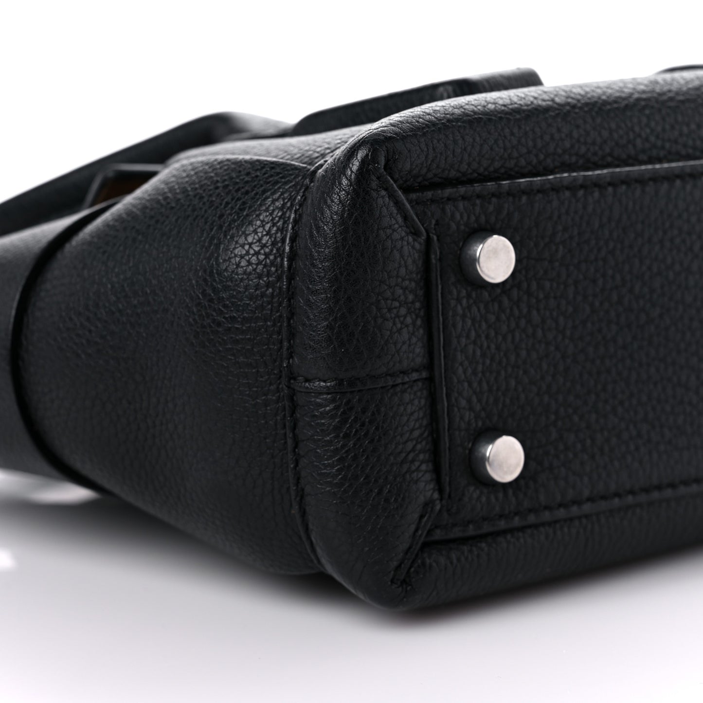 Grained Calfskin Mini Maxi Intrecciato Arco 33 Black
