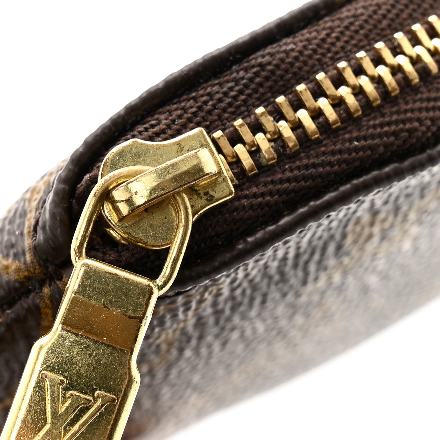 Louis Vuitton Monogram Round Coin Purse 8 of 9