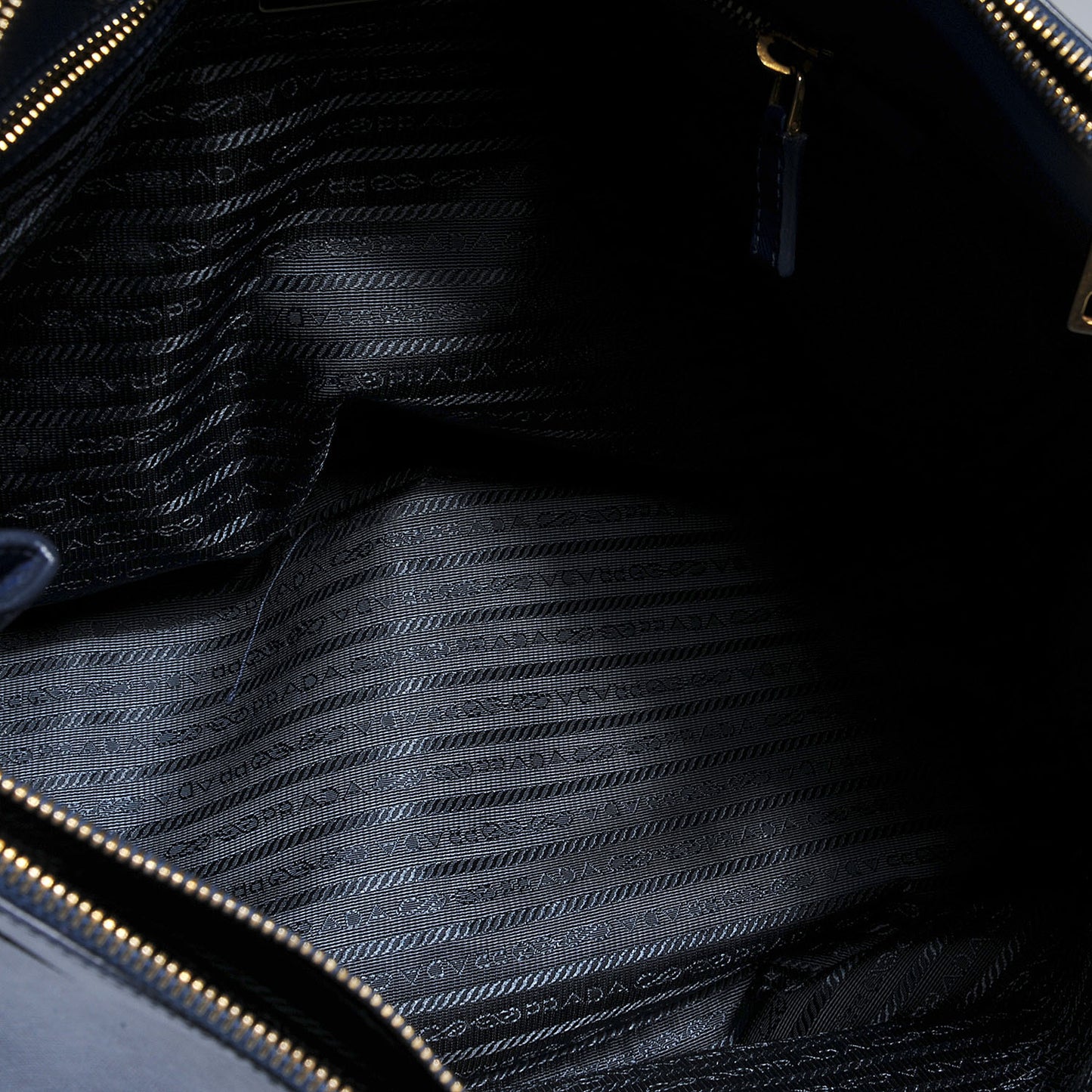 Saffiano Lux Large Double Zip Tote Bluette