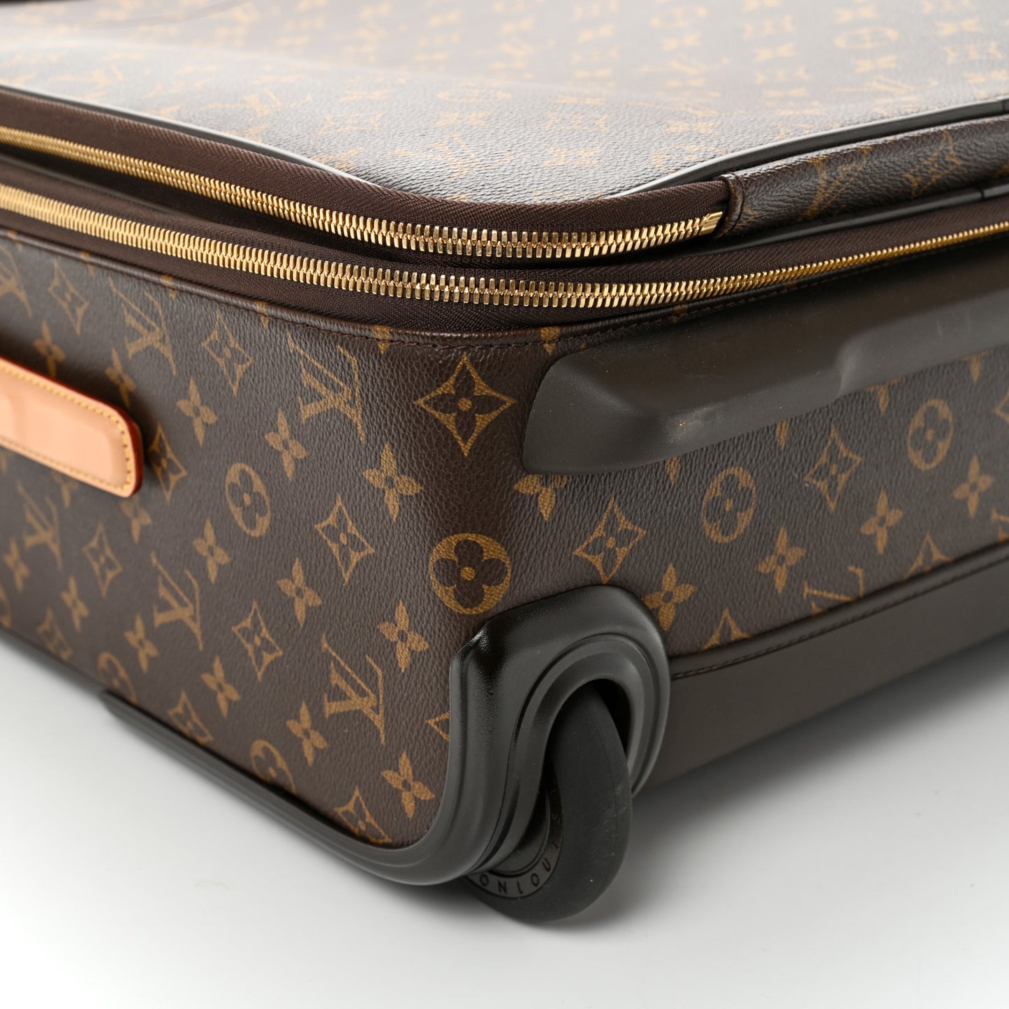 Monogram Pegase 55 Business NM
