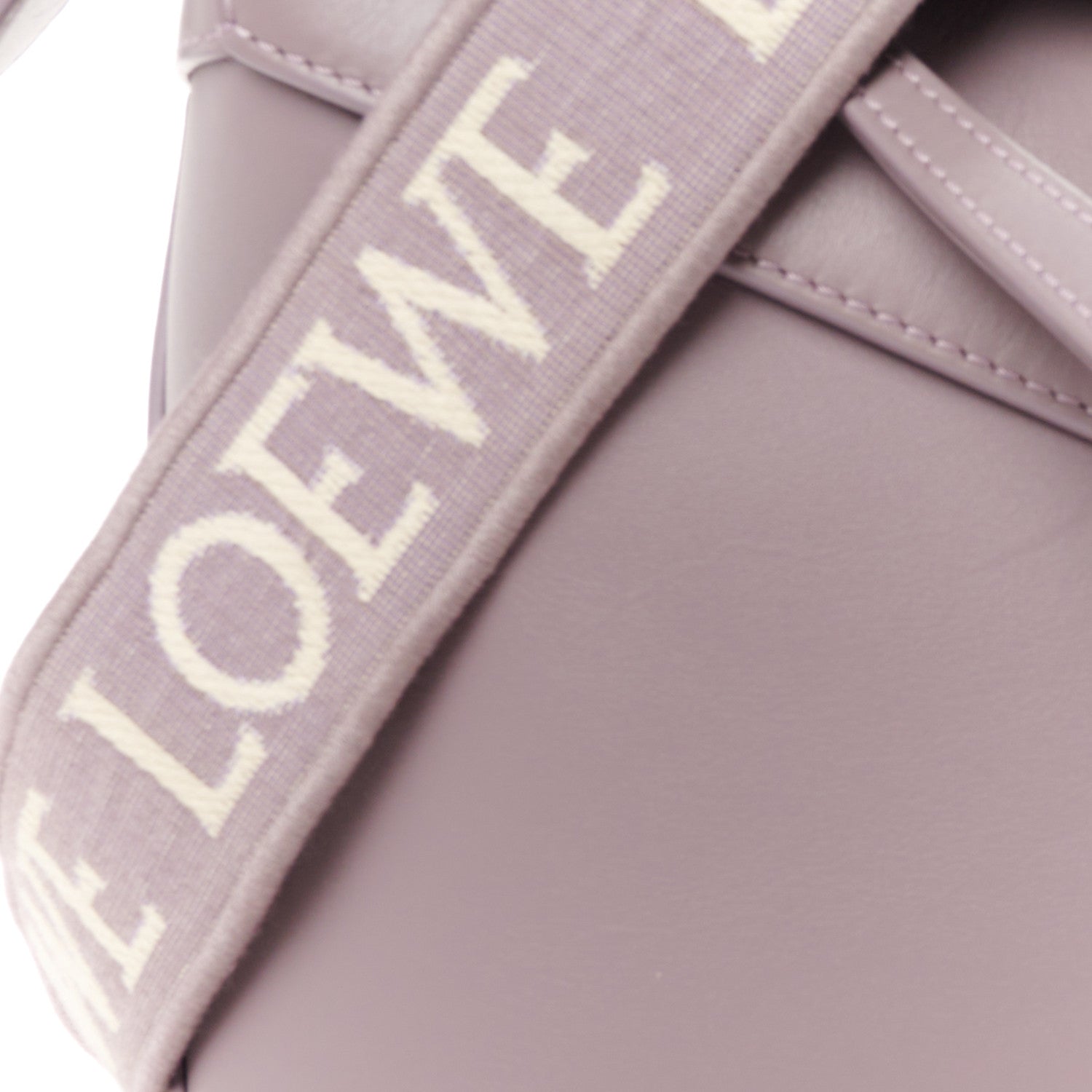 Loewe Satin Calfskin Monochrome Small Puzzle Edge Bag Pale Aubergine Glaze 9 of 11