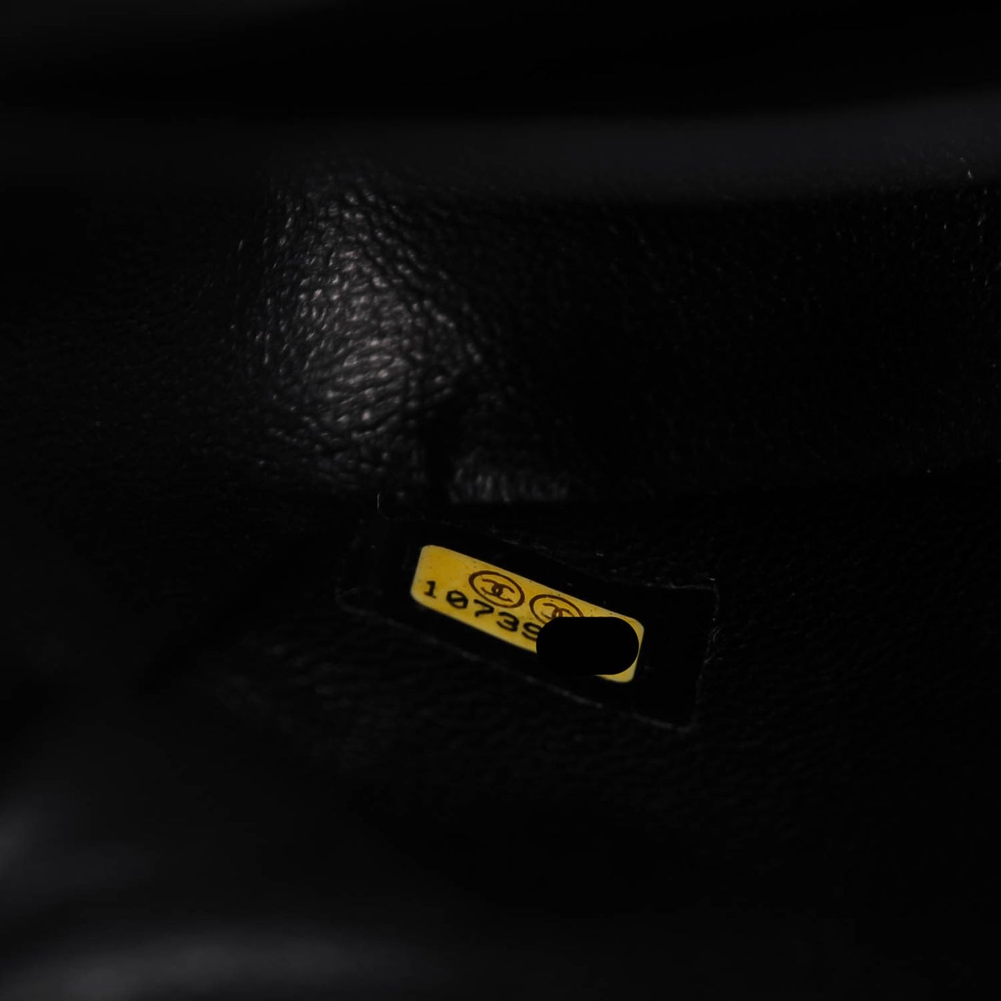 Caviar Quilted East West Flap Black