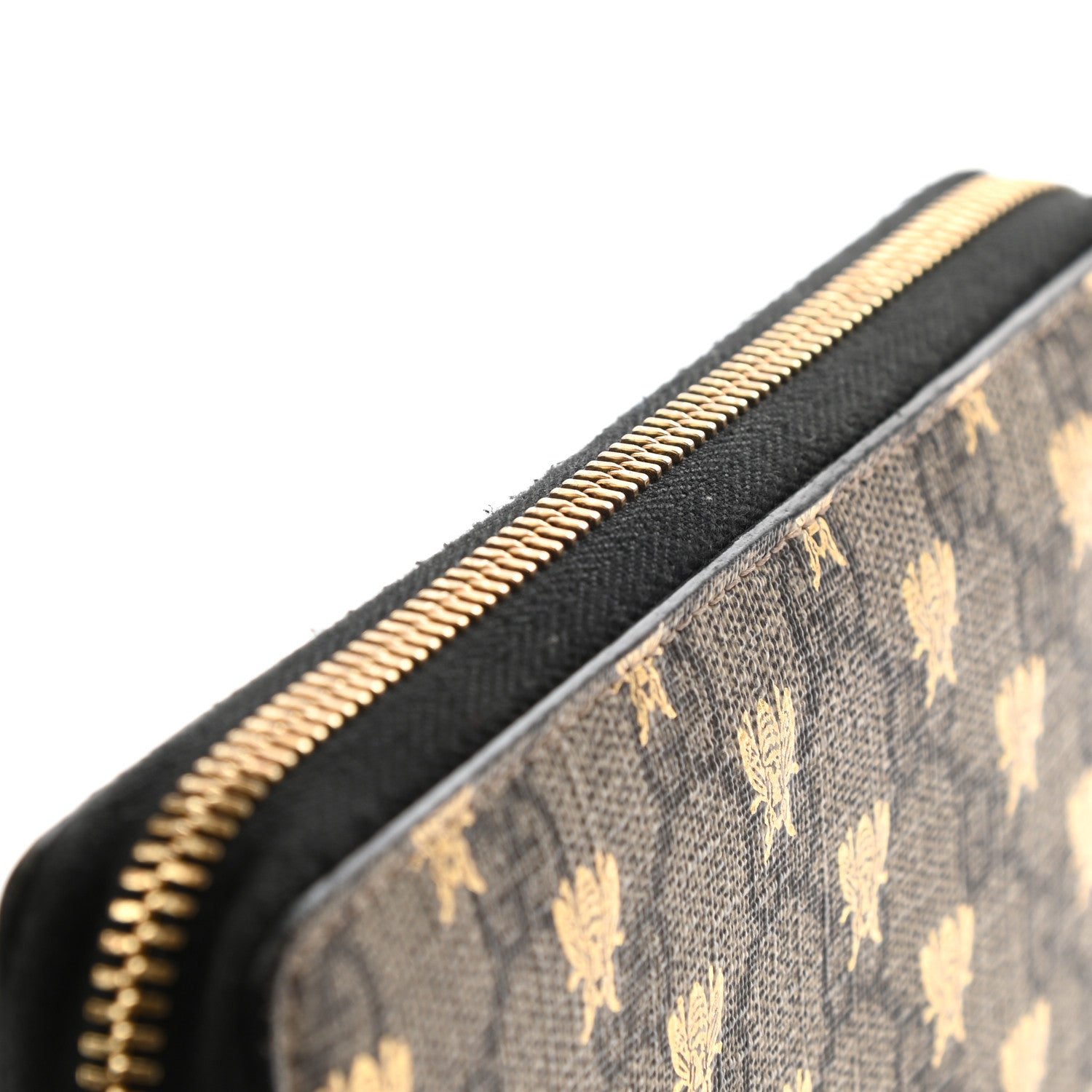 Gucci GG Supreme Monogram Bees Zip Around Wallet 9 of 11
