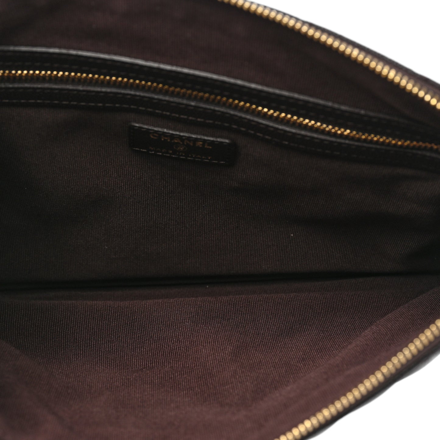 Caviar Quilted Medium Cosmetic Case Burgundy
