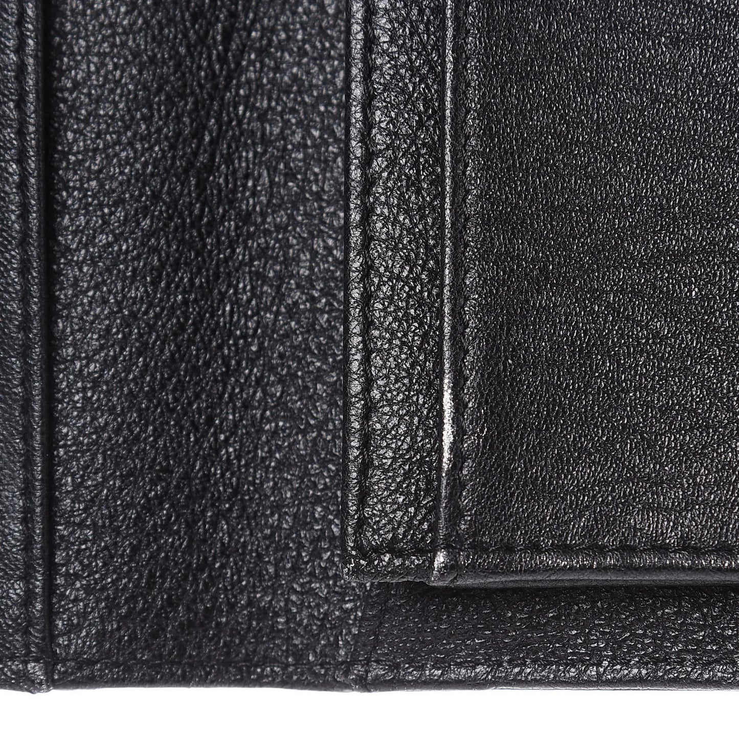 Shiny Goatskin Chevron Quilted Yen Wallet Black