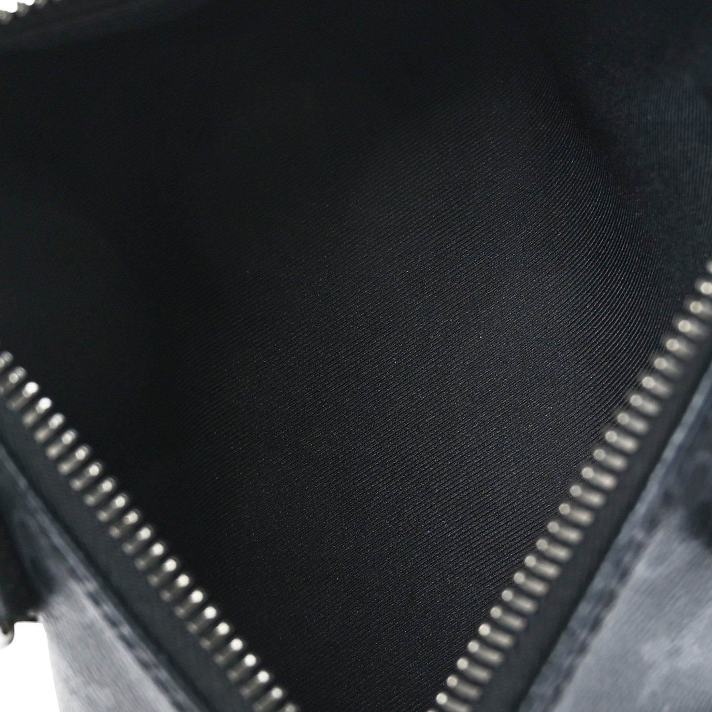 Reverse Monogram Eclipse Keepall XS Black