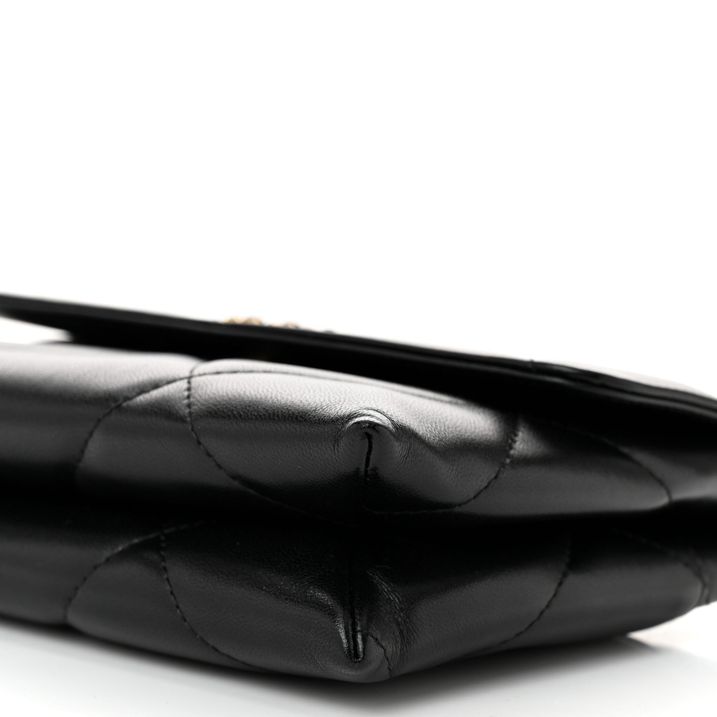 Lambskin Quilted Chanel 19 Flap Clutch Black