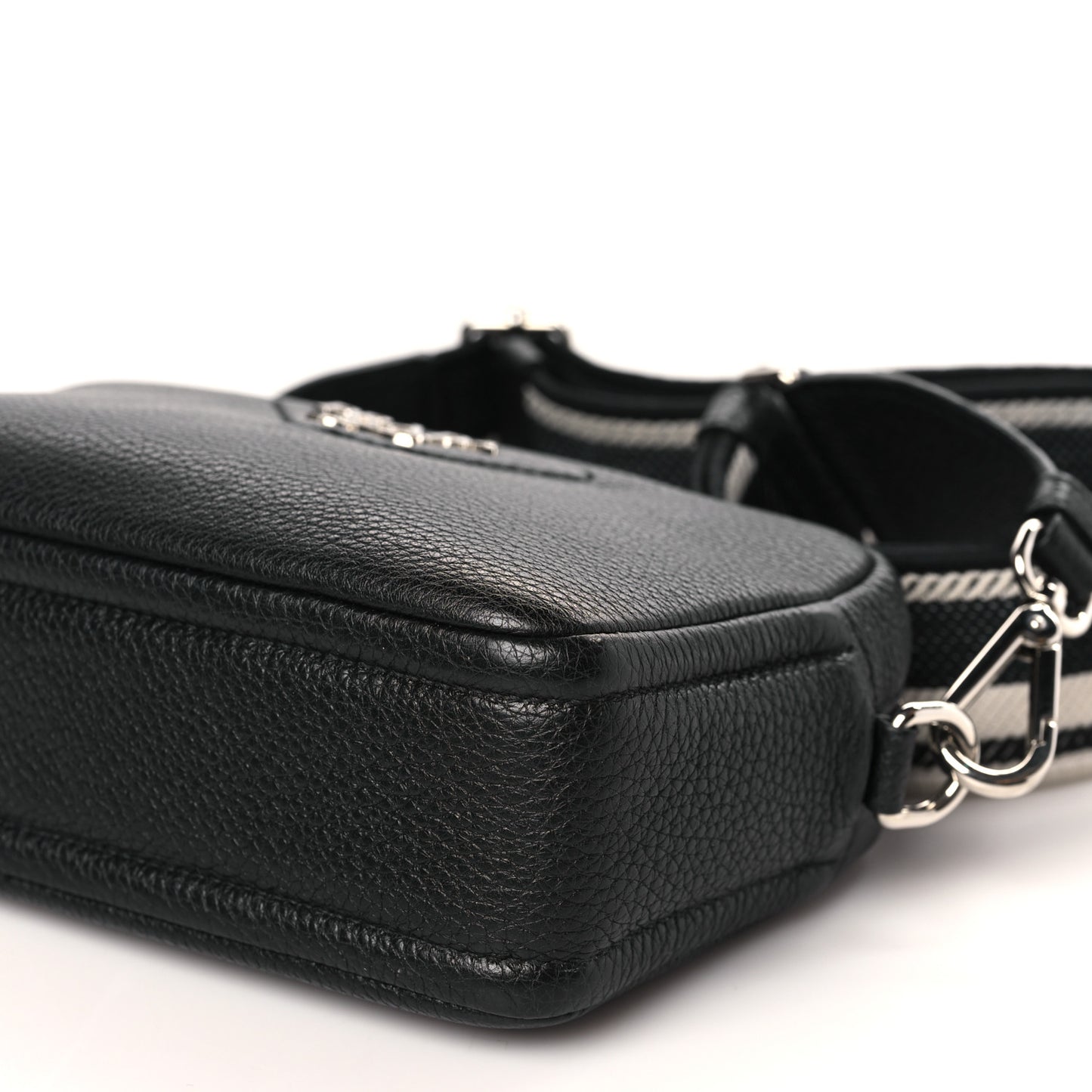 Vitello Daino Soft Camera Crossbody Black