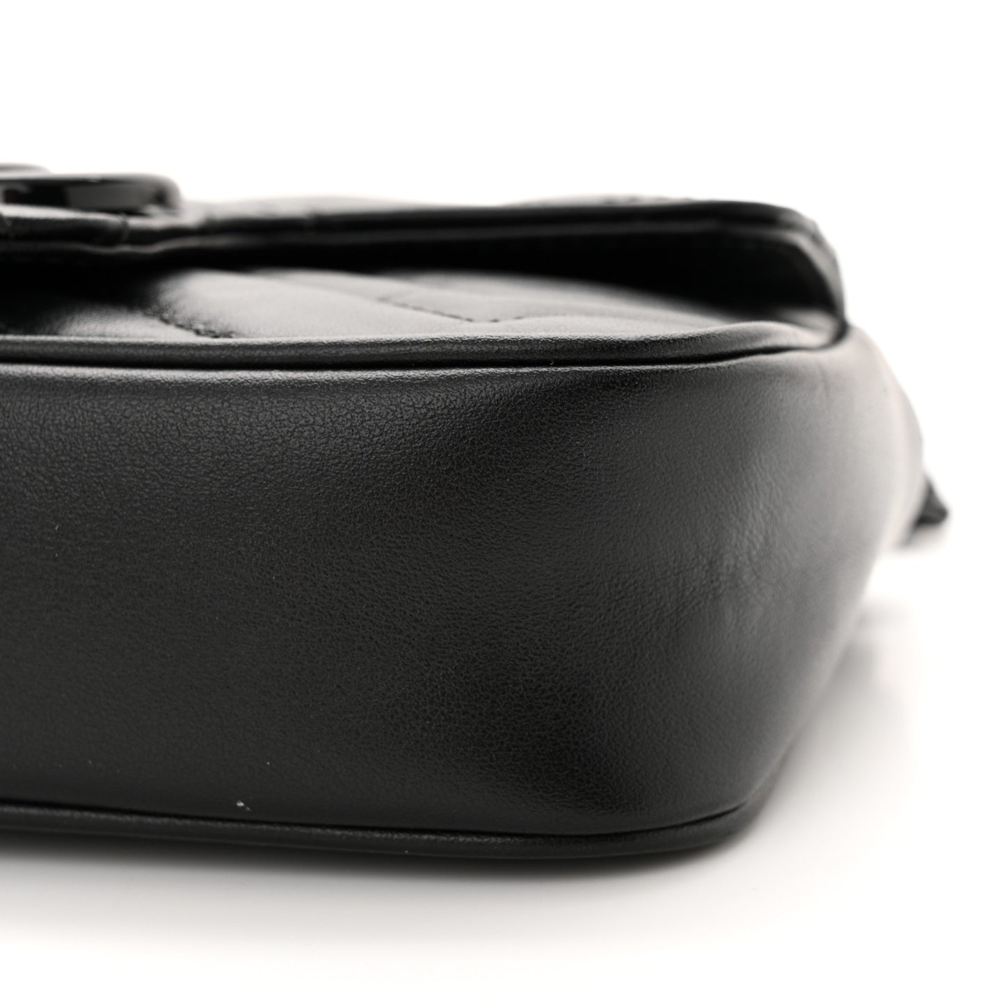 Calfskin Matelasse Monochrome GG Marmont Chain Belt Bag Black