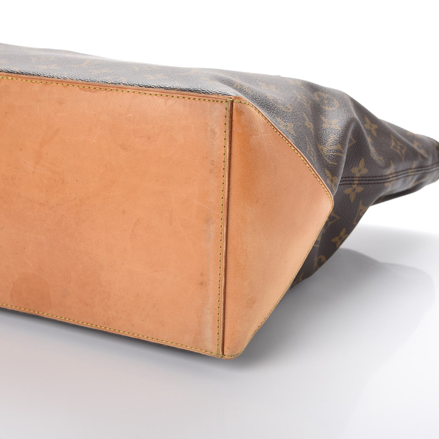 Louis Vuitton Monogram Cabas Mezzo 19 of 20