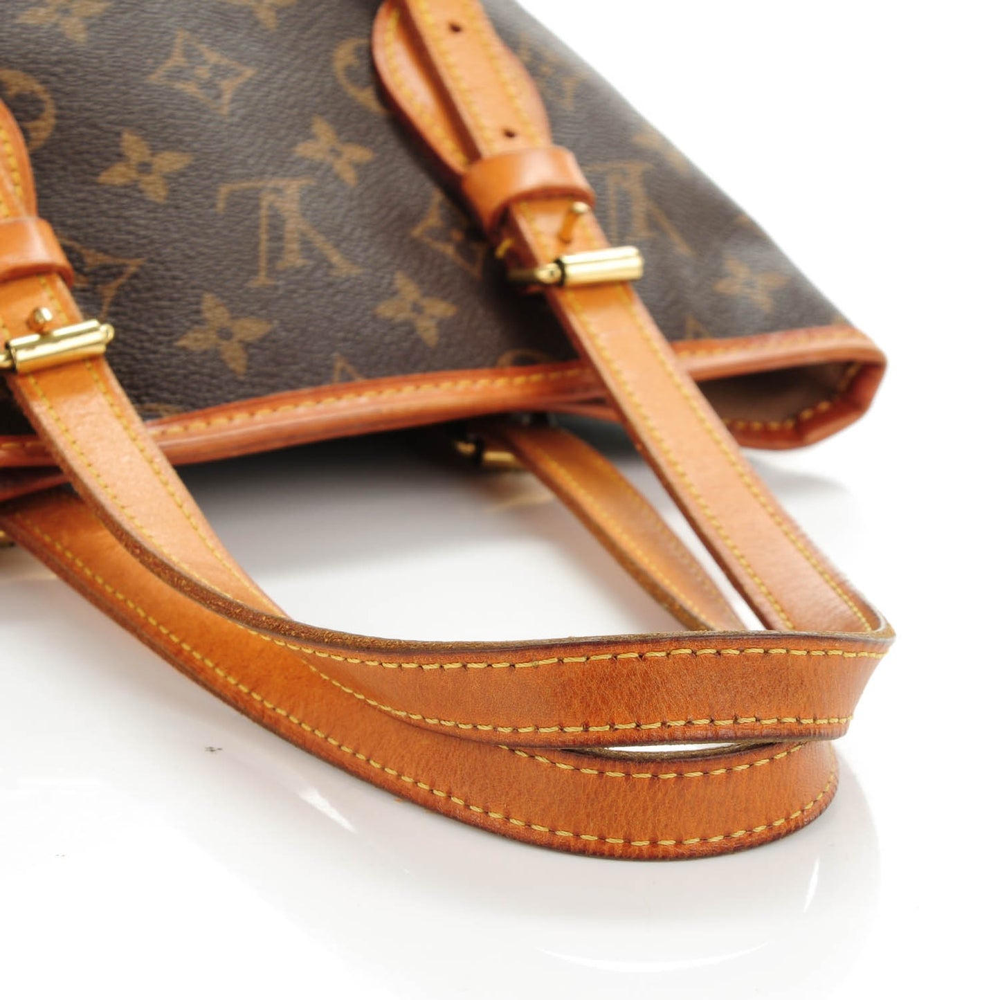 Monogram Petit Bucket 23