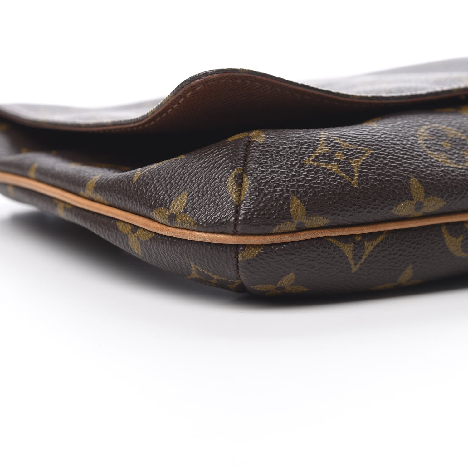 Louis Vuitton Monogram Musette Tango 9 of 11