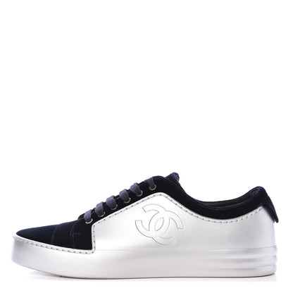 Chanel Calfskin Velvet Womens CC Sneakers 39 Navy 1 of 11