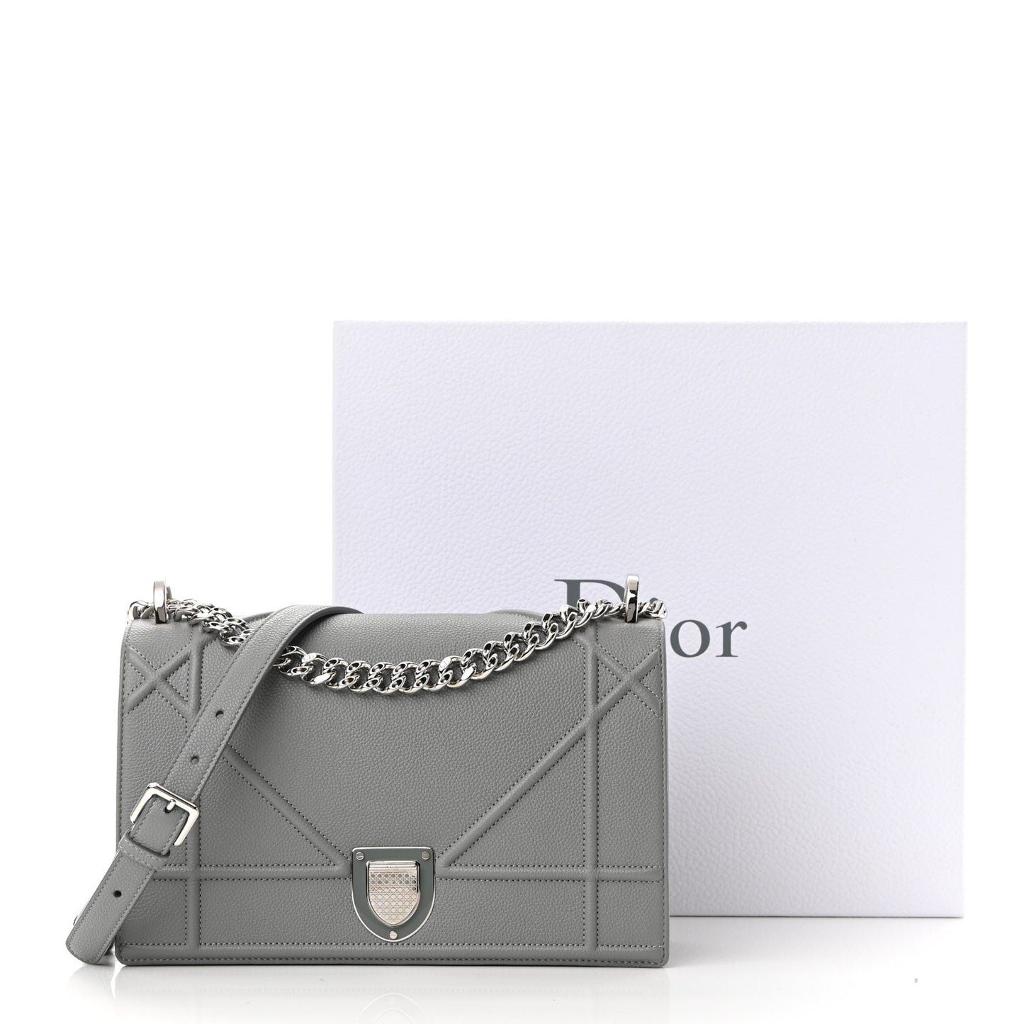 Grained Calfskin Medium Diorama Flap Bag Gris