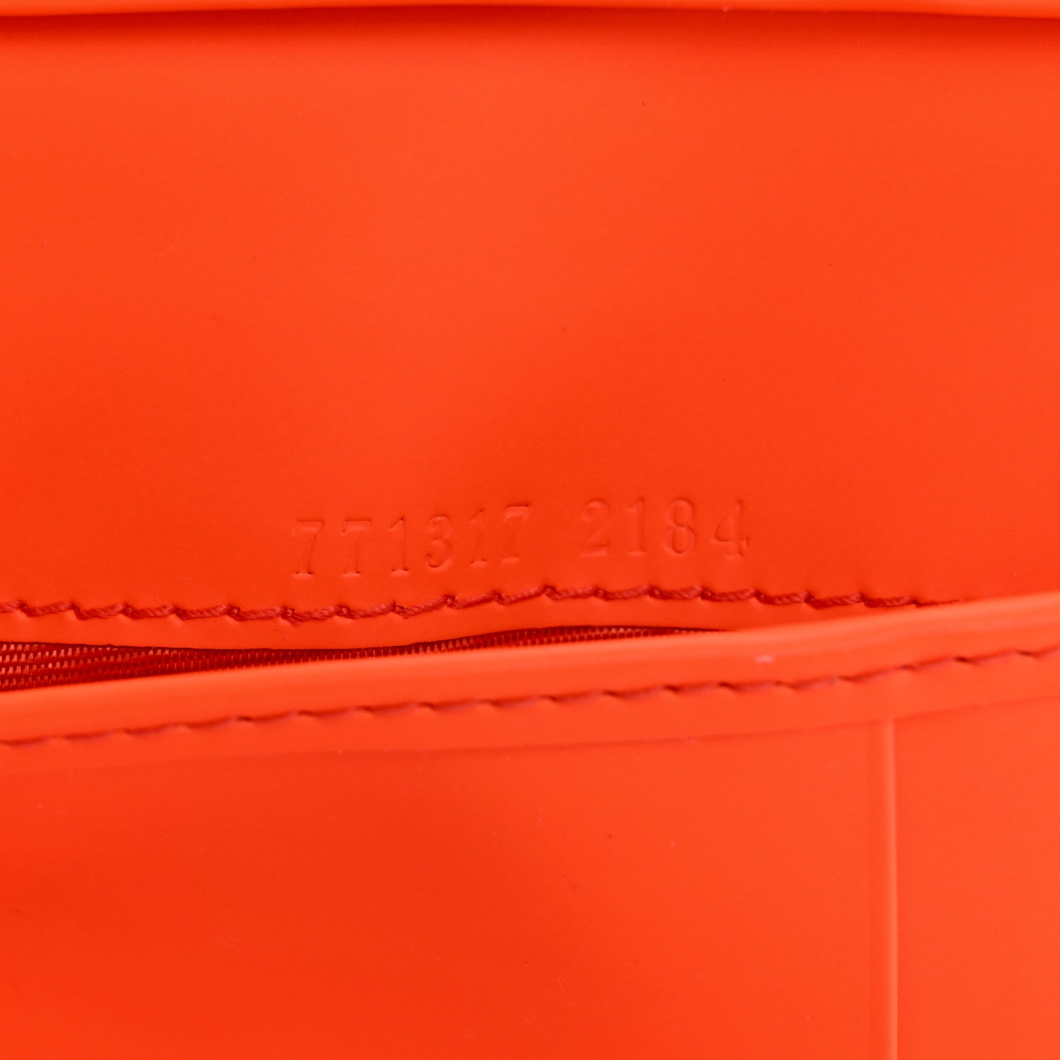 Gucci Rubber Effect GG Embossed Long Card Case New Orange Fluo 7 of 8