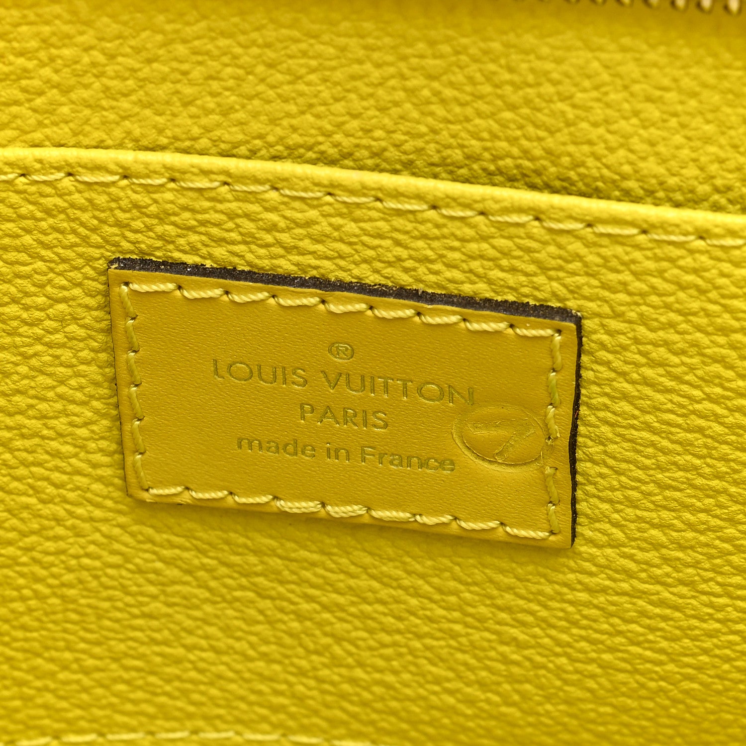 Louis Vuitton Epi Toiletry Pouch 19 Pistache 6 of 6