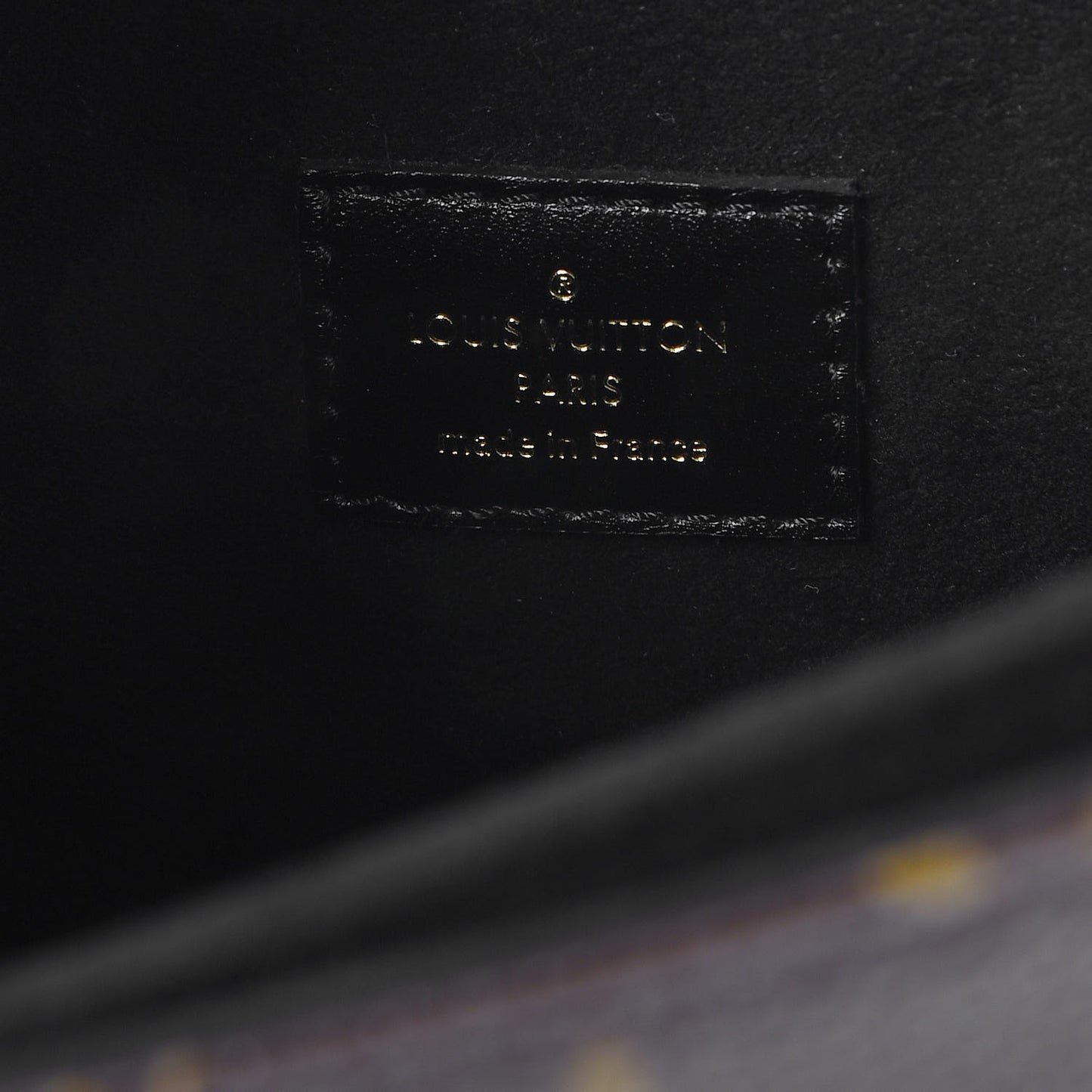 Reverse Monogram Pochette Metis