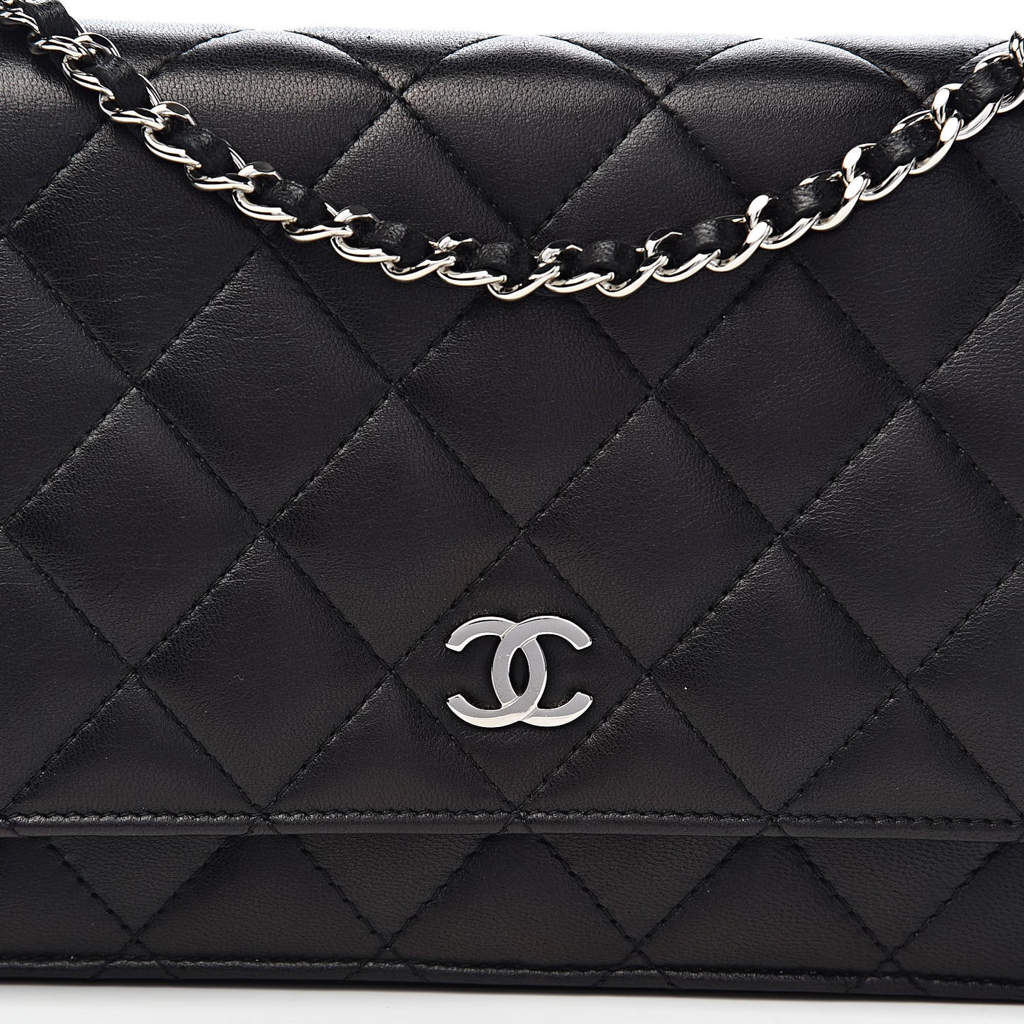 Lambskin Quilted Wallet On Chain WOC Black