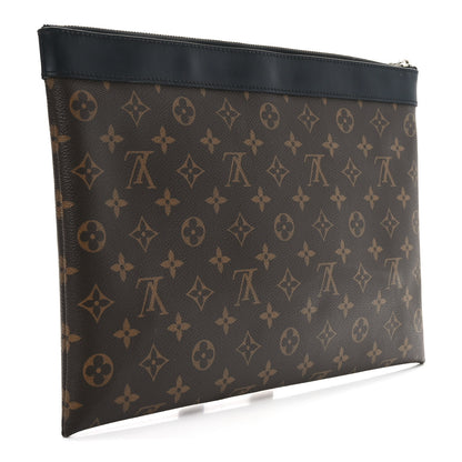 Louis Vuitton Monogram Discovery Pochette GM 3 of 6