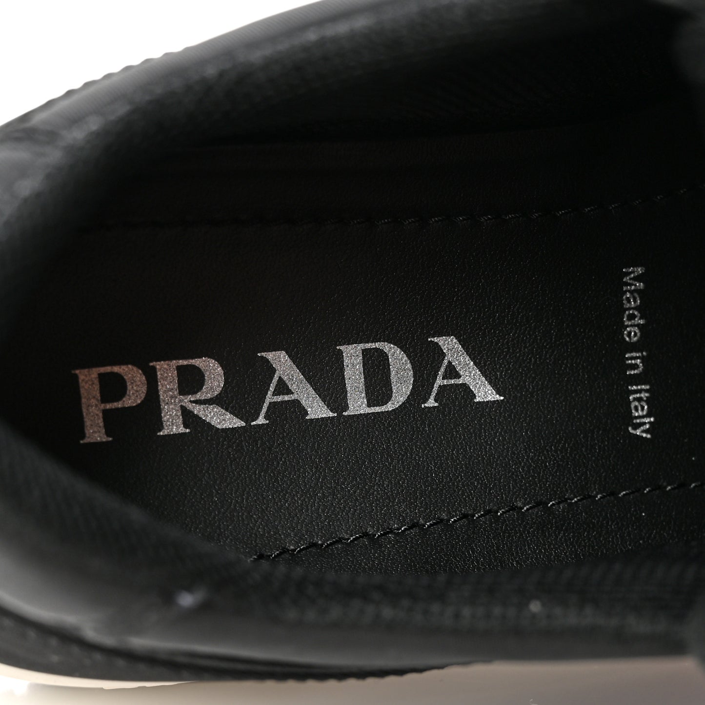 Re-Nylon Triangle Logo Quilted Sneakers 38.5 Black
