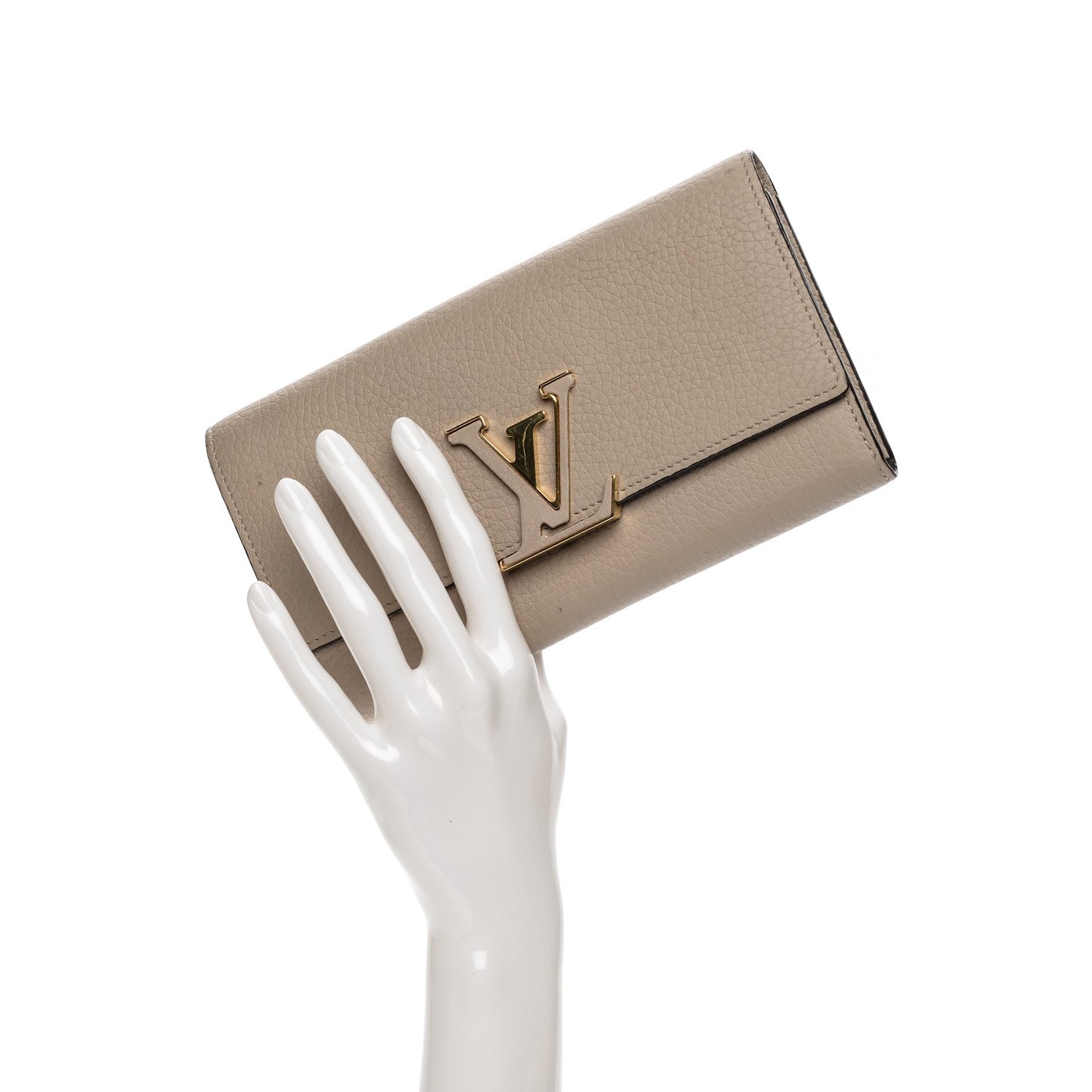 Taurillon Capucines Wallet Galet
